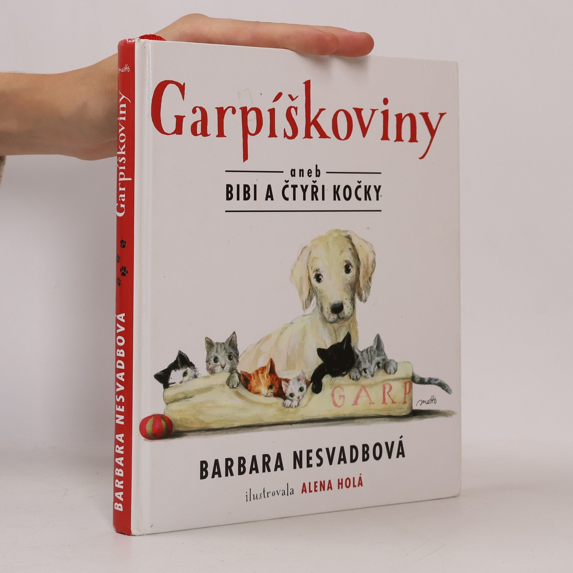 Bára Nesvadbová Garpíškoviny