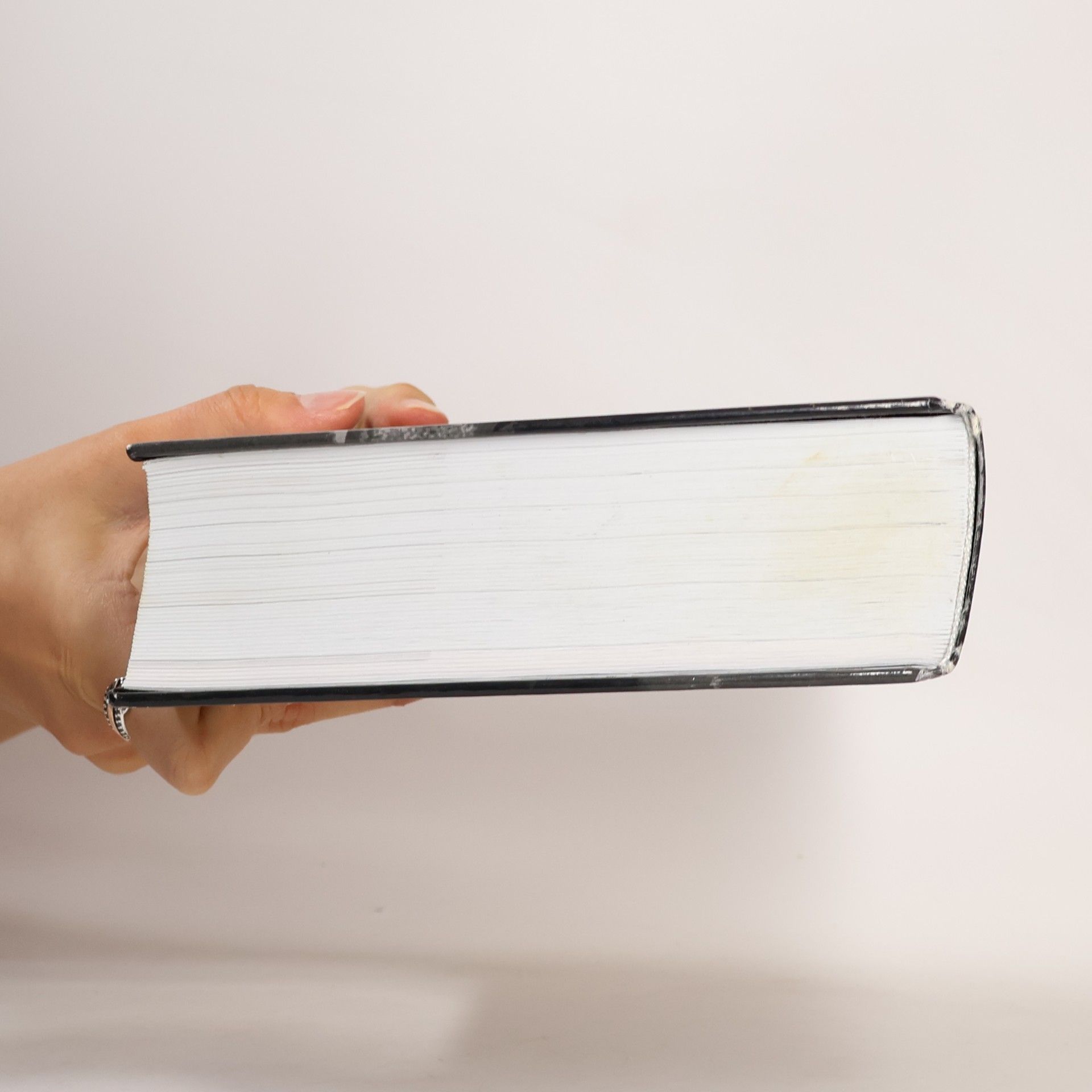 Mark G. Sobell Mistrovství v Linuxu: Příkazový řádek, shell, programování