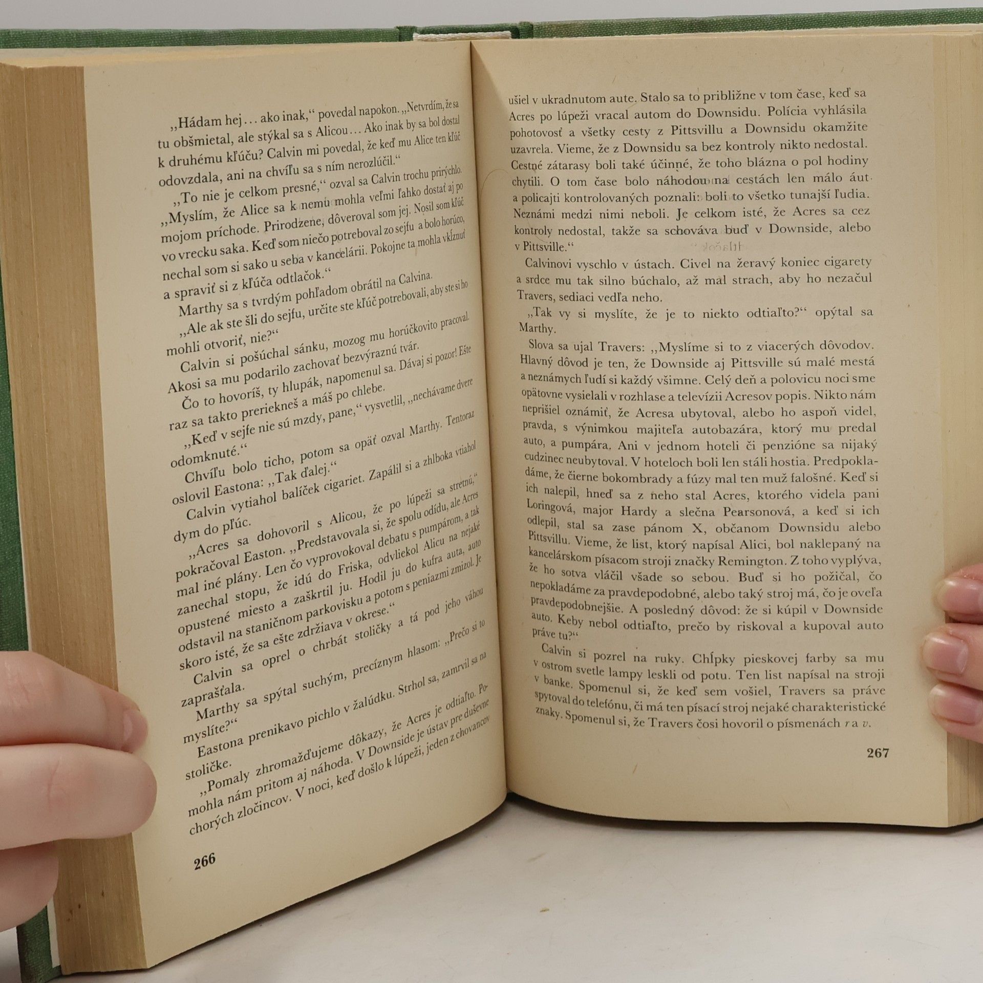 James Hadley Chase Slečne Blandishovej netreba orchidey. Radšej ostať chudobný. Ja sa budem smiať naposledy