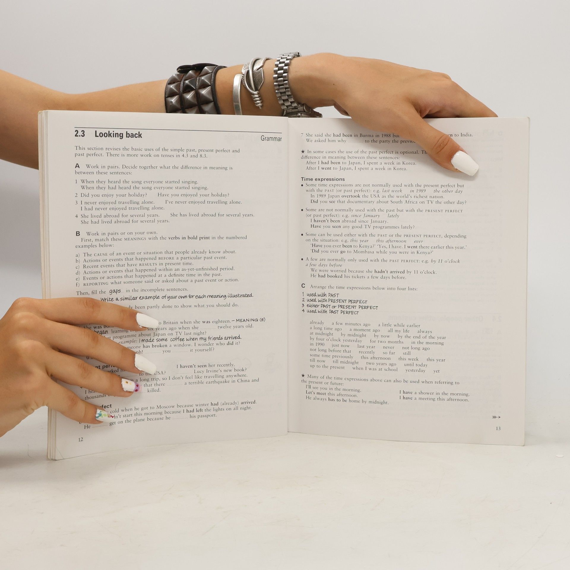 Leo Jones Cambridge advanced English : student's book