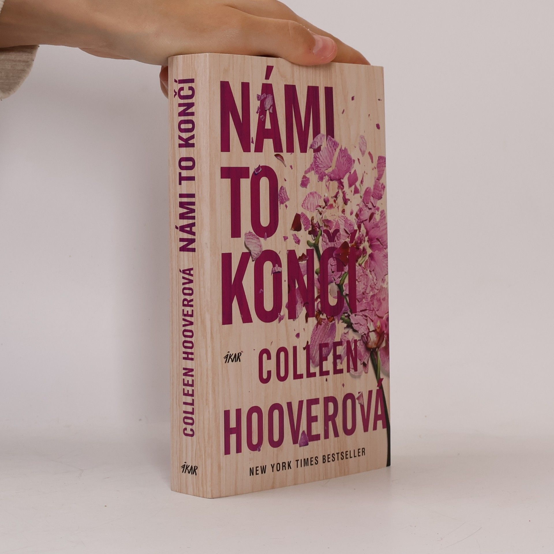 Colleen Hoover Námi to končí