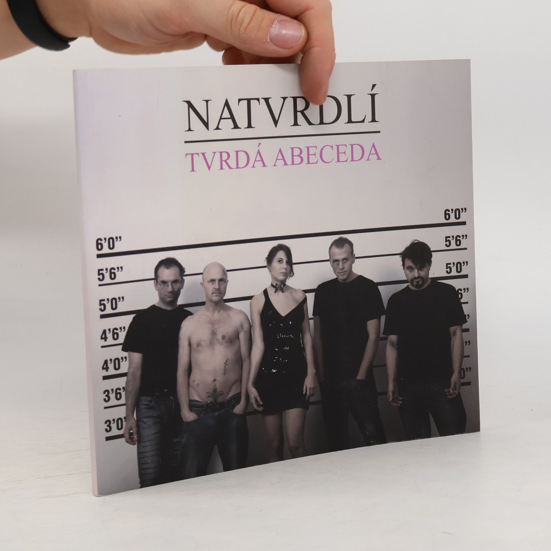 Natvrdlí. Tvrdá abeceda