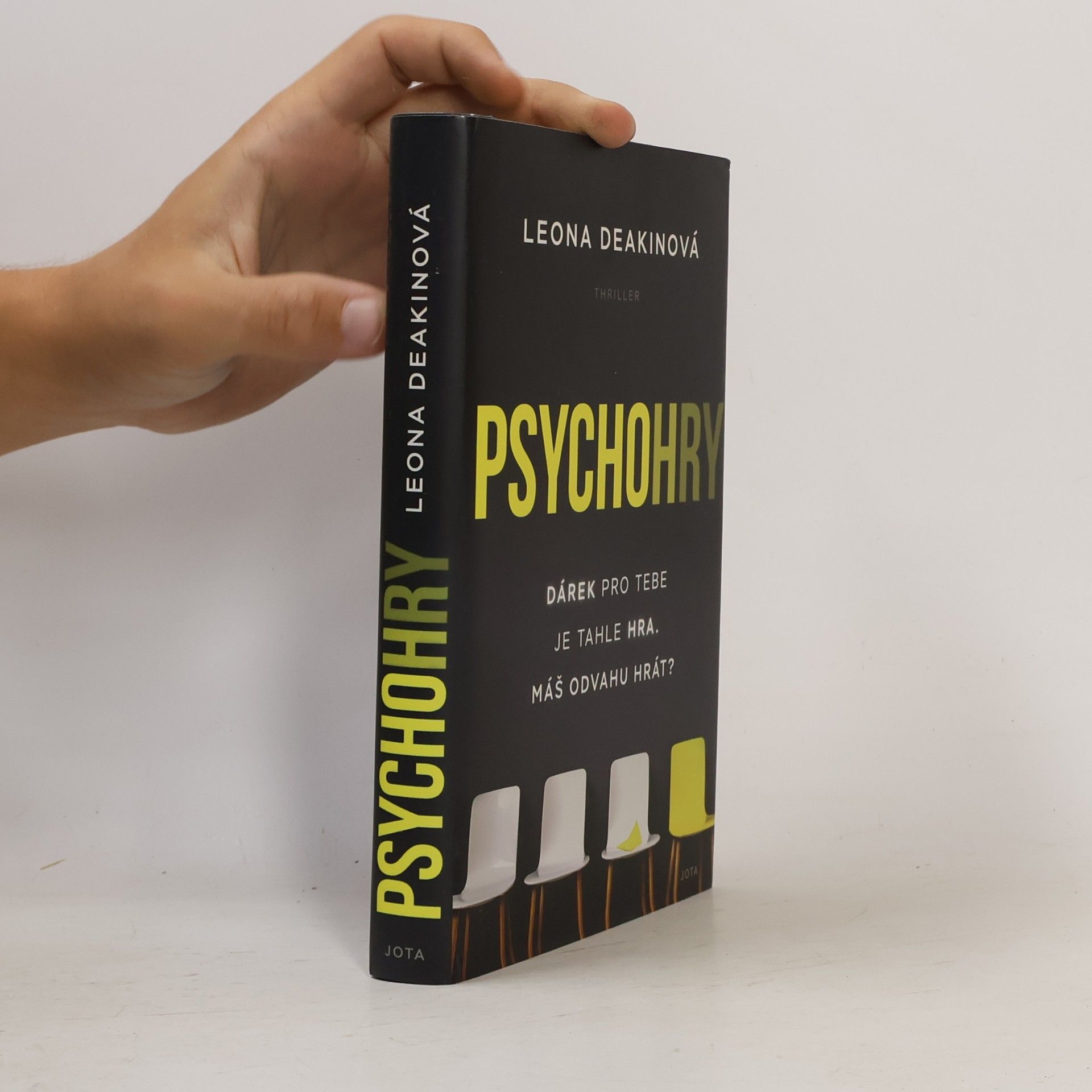 Leona Deakin Psychohry