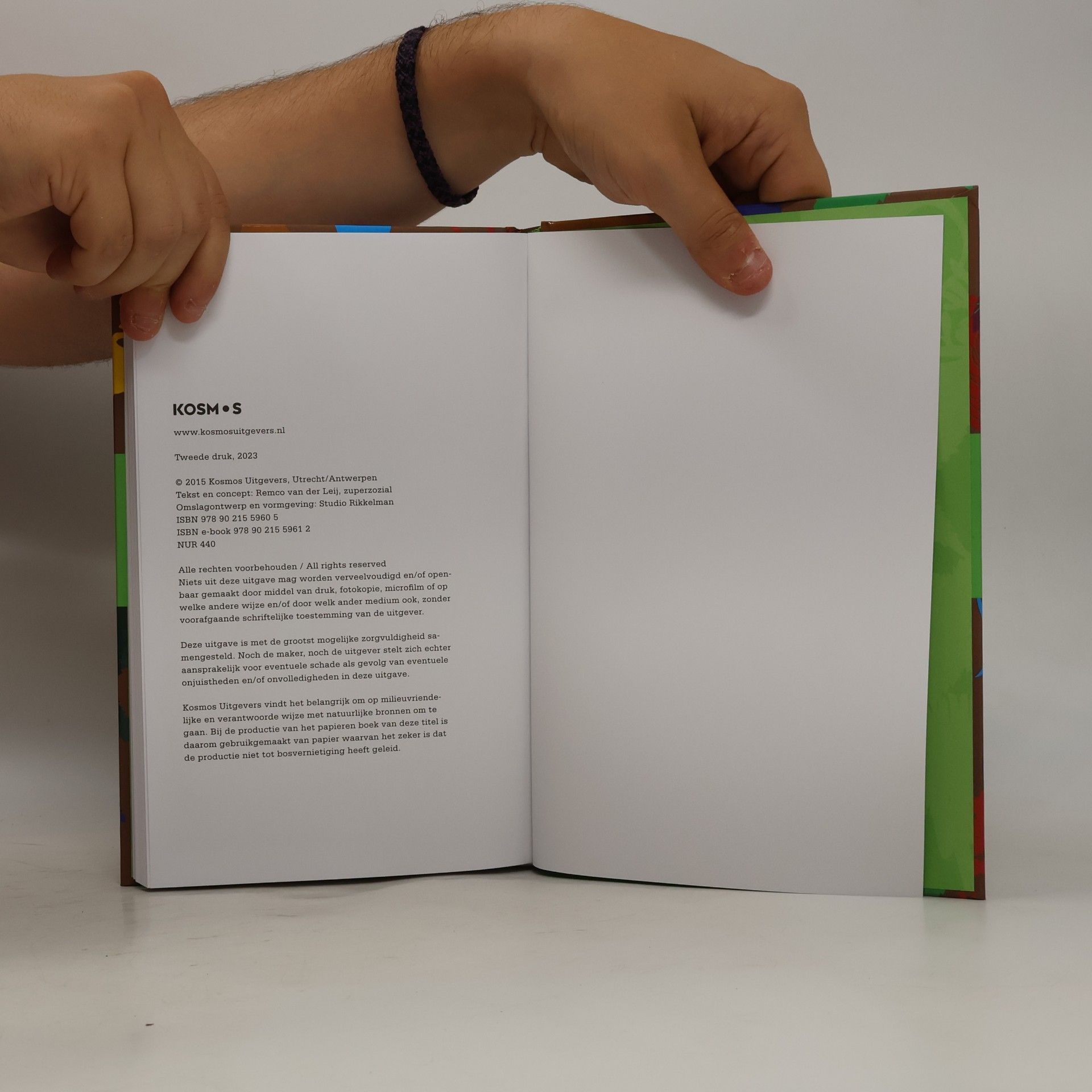 Remco van der Leij Guerrilla food: zoek- en kookboek voor wildplukkers
