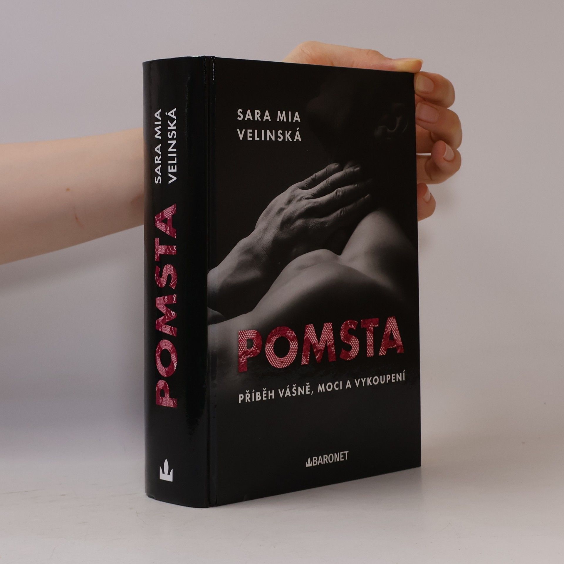 Sara Mia Velinská Pomsta