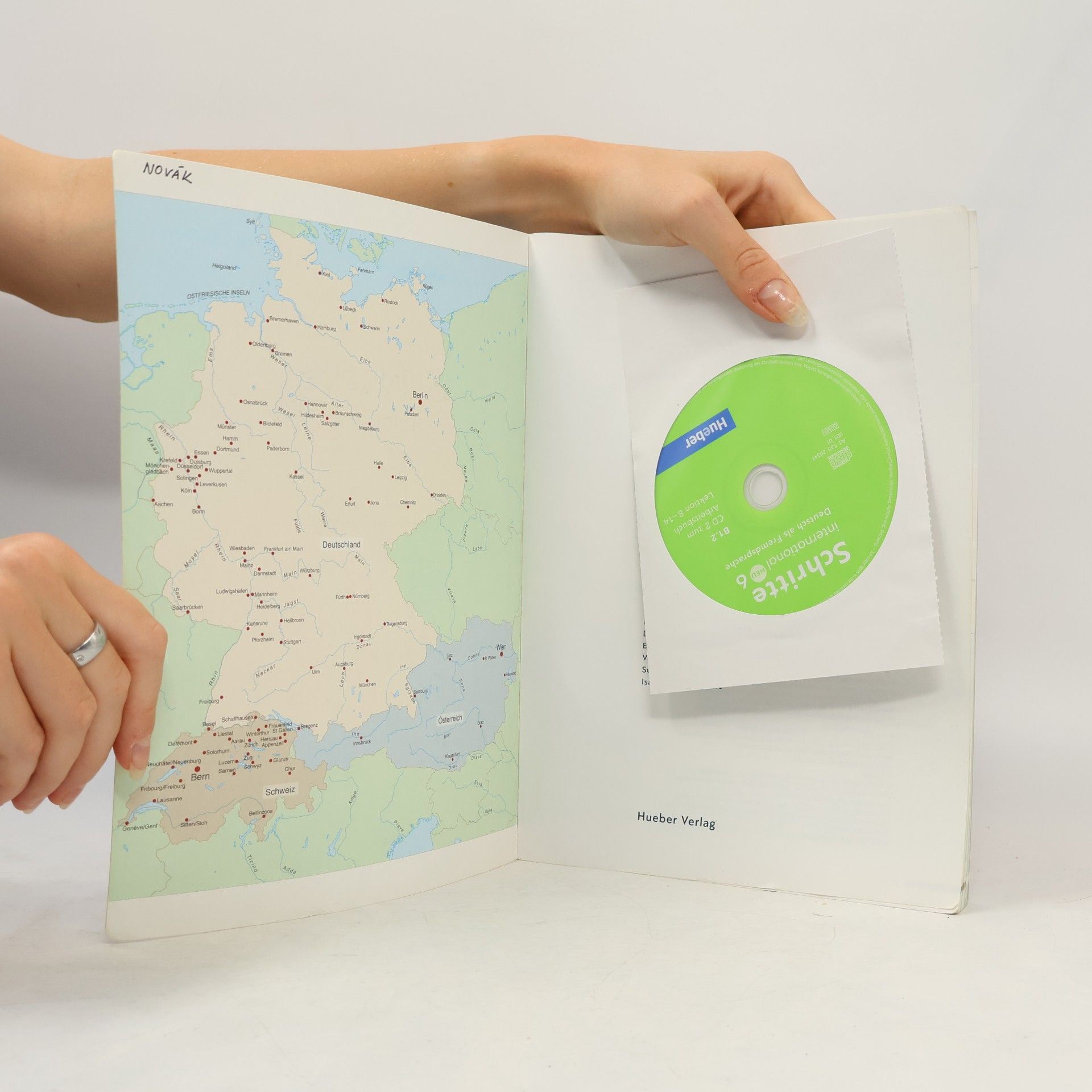 Silke Hilpert Schritte international neu