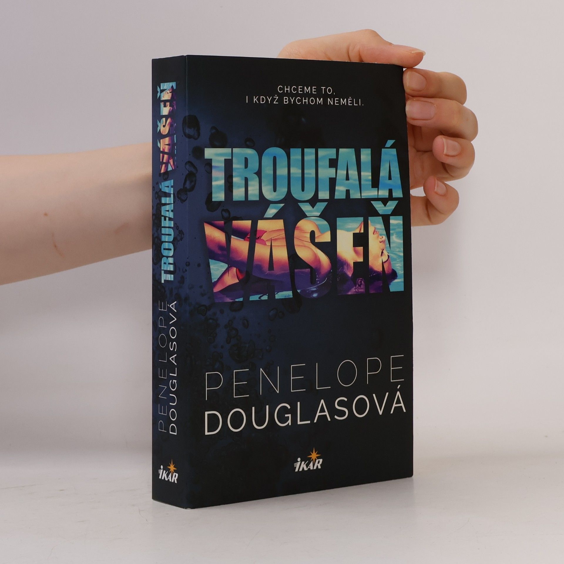 Penelope Douglas Troufalá vášeň