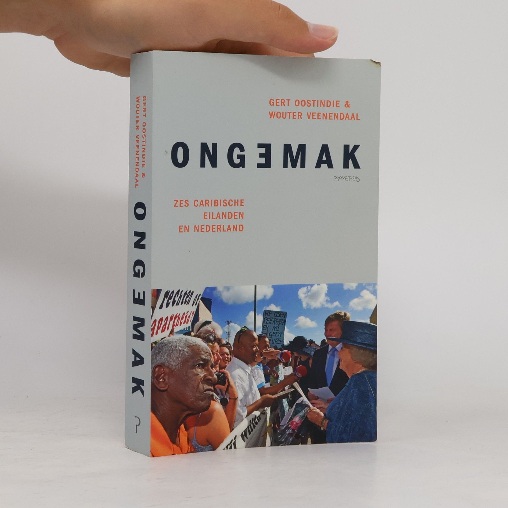 Wouter Veenendaal Ongemak. Zes Caribische eilanden en Nederland