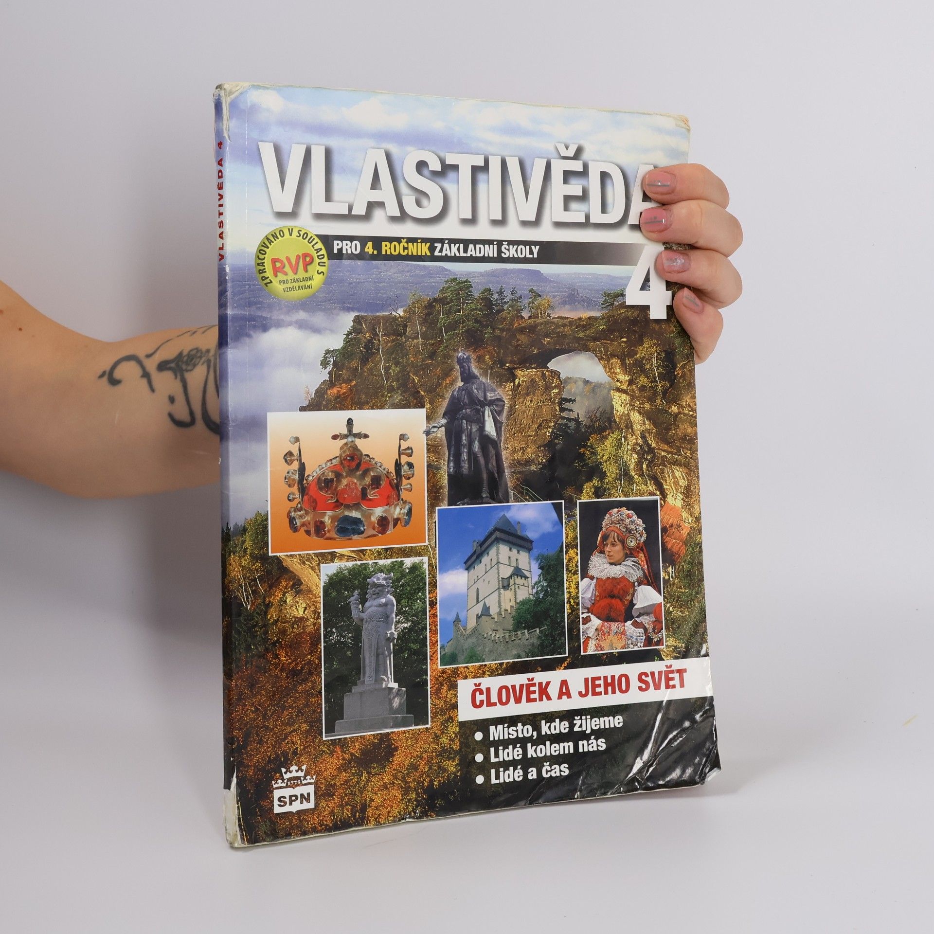Daniel Borecký Vlastivěda 4 pro 4. ročník základní školy : člověk a jeho svět