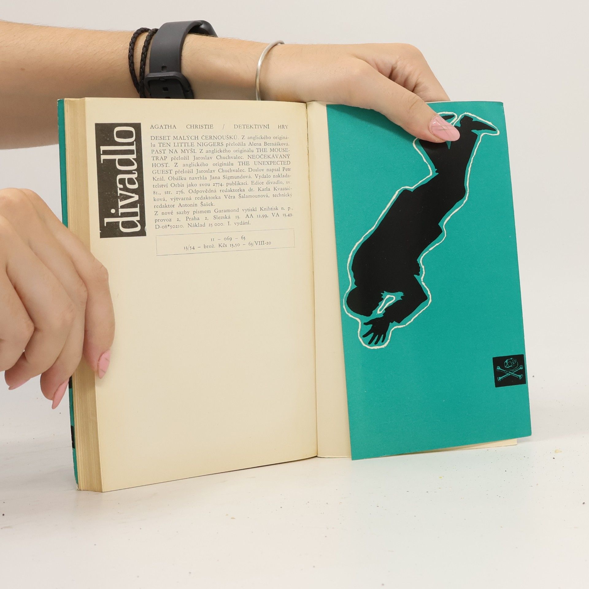 Agatha Christie Detektivní hry. Deset malých černoušků, Past na myši, Neočekávaný host