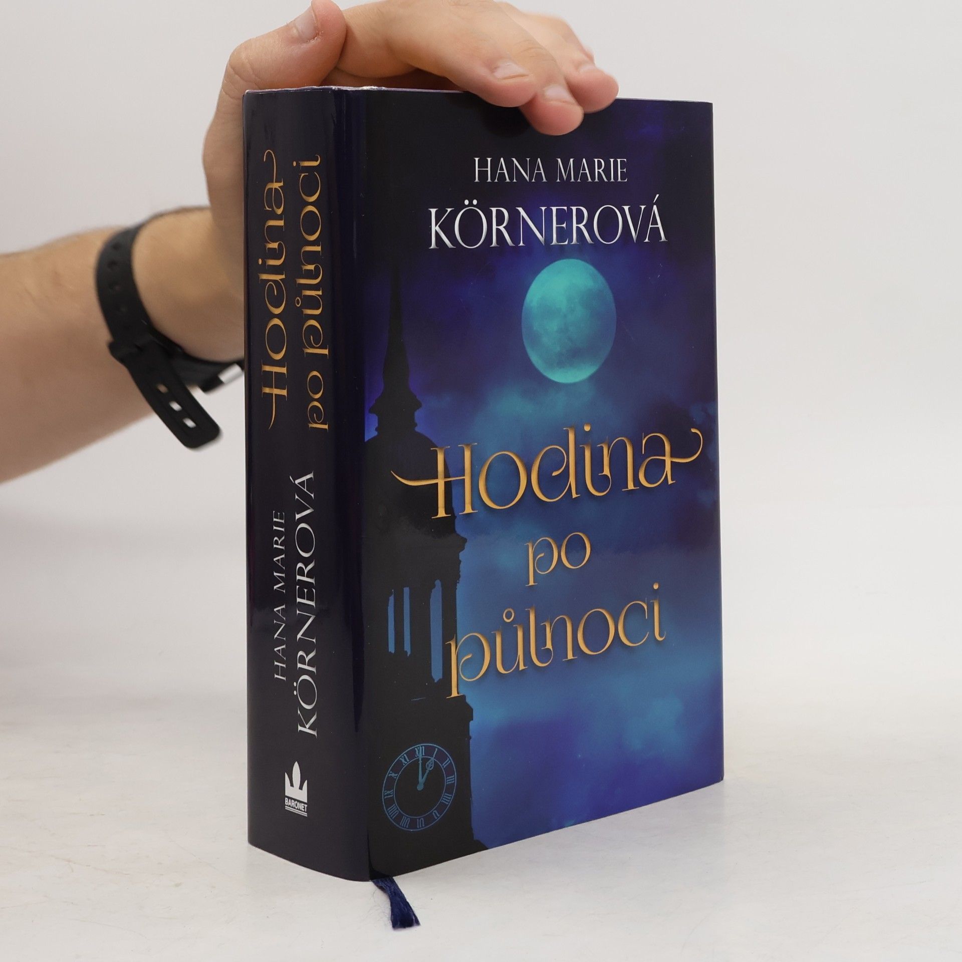 Hodina po půlnoci