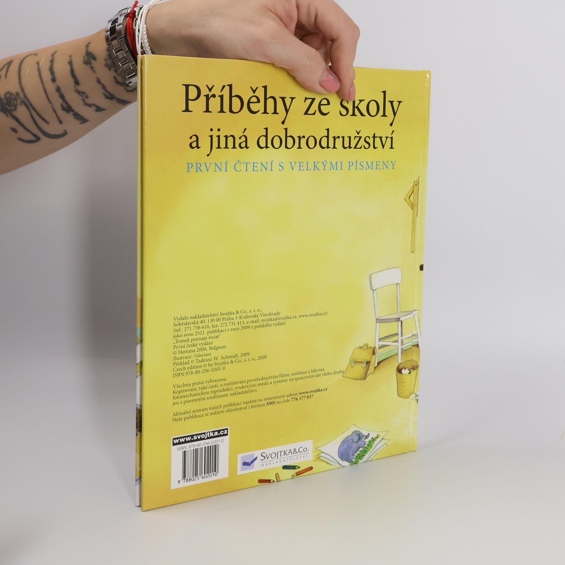 Valériane Macías Příběhy ze školy a jiná dobrodružství. První čtení s velkými písmeny