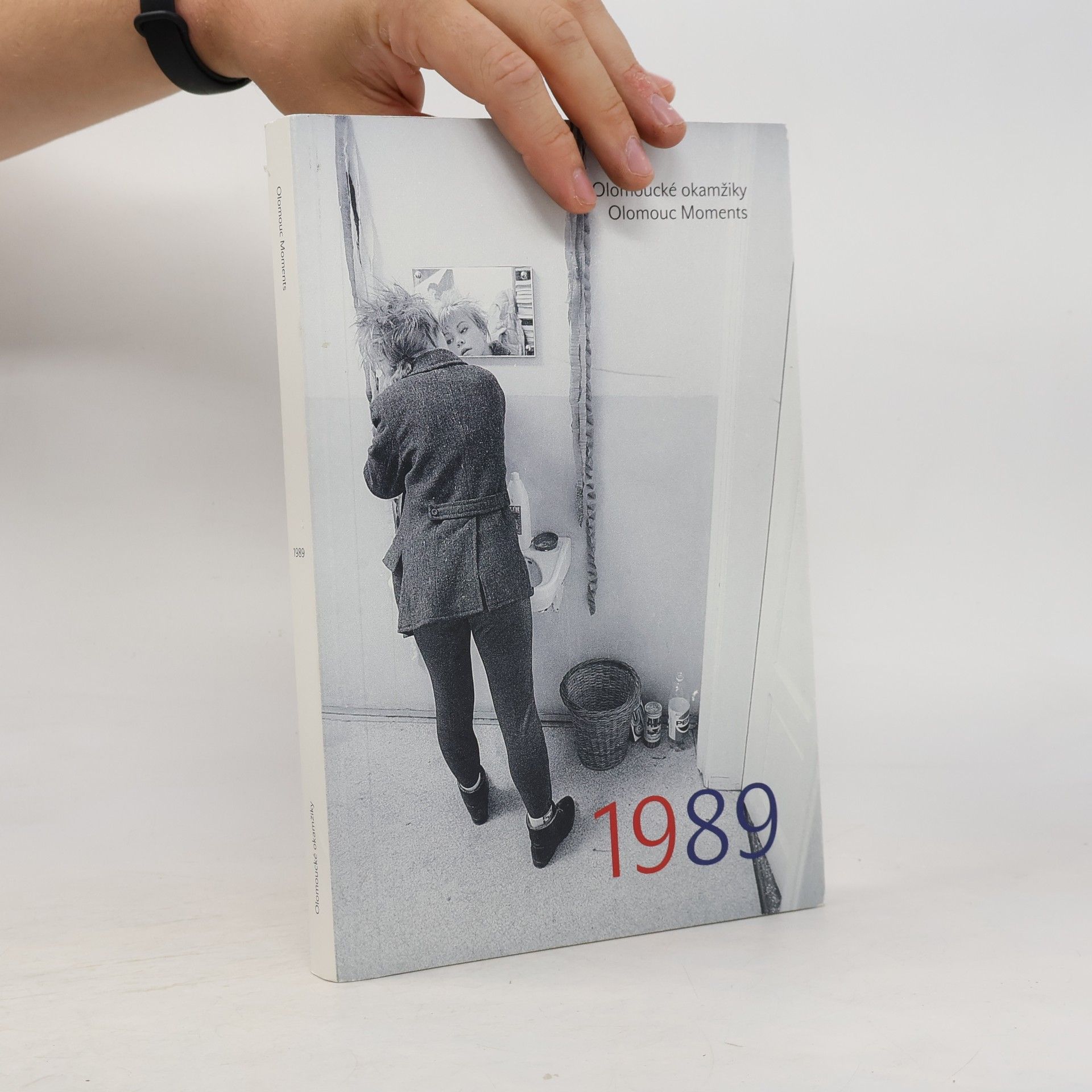 AA.VV. Olomoucké okamžiky 1989/ Olomouc Moments - k 30. výročí Sametové revoluce