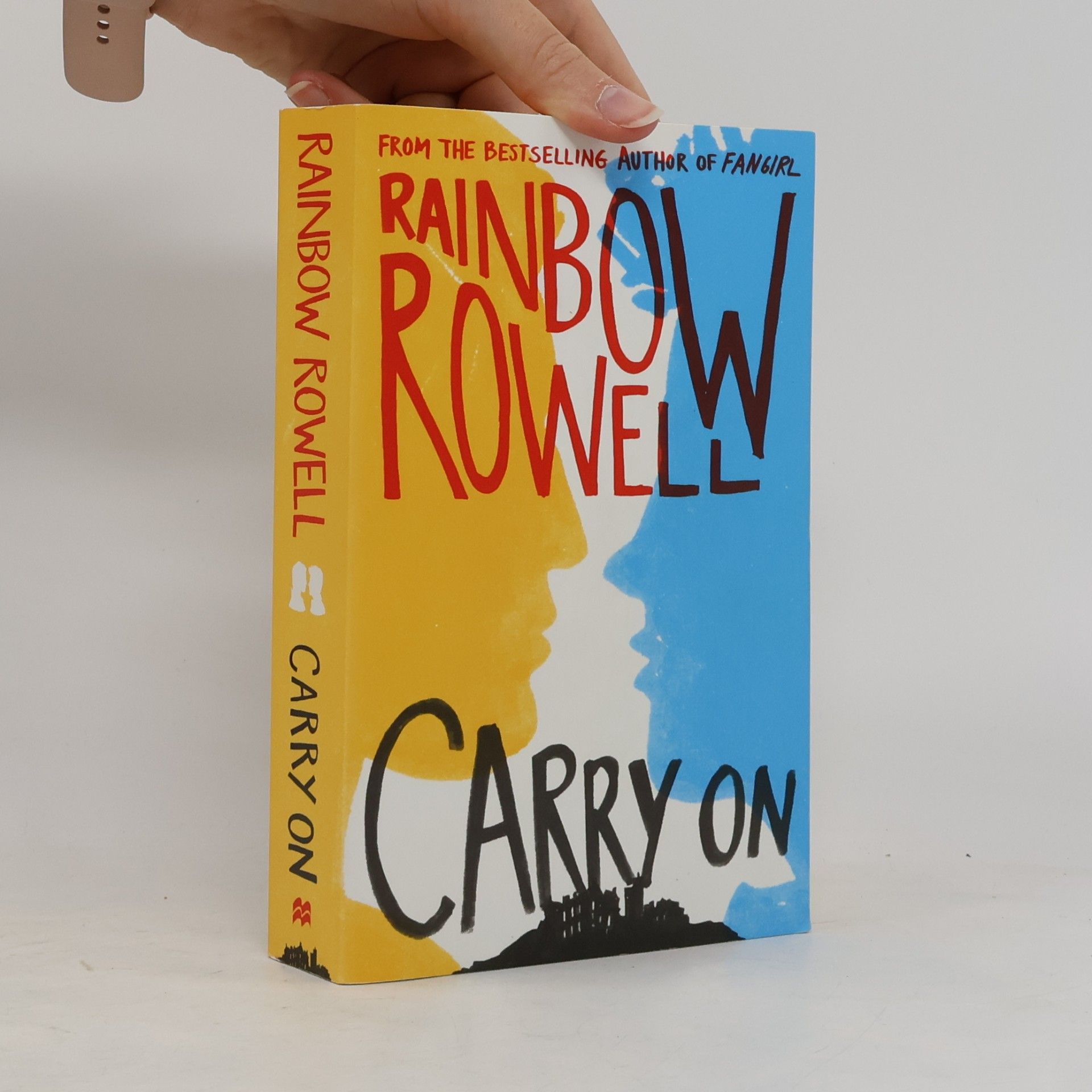 Rainbow Rowell Carry on
