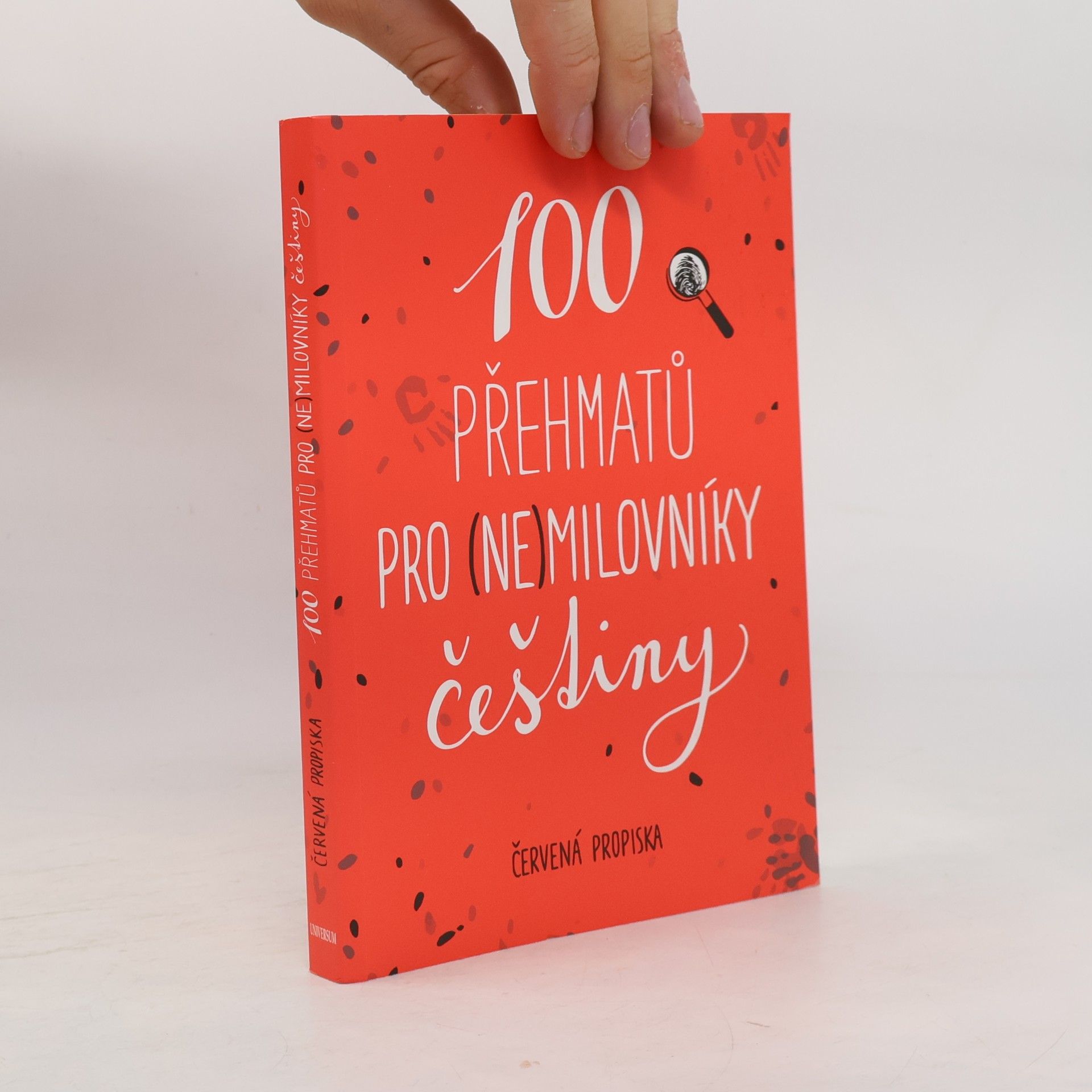 100 přehmatů pro (ne)milovníky češtiny