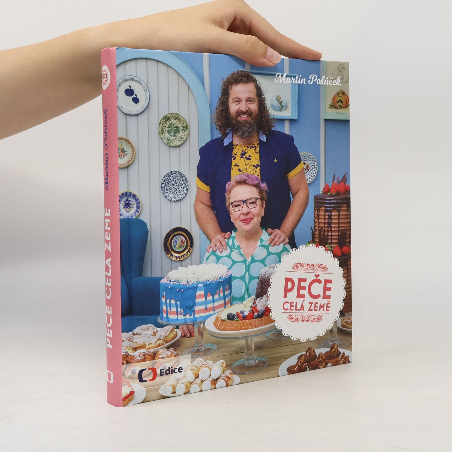 Martin Poláček Peče celá země