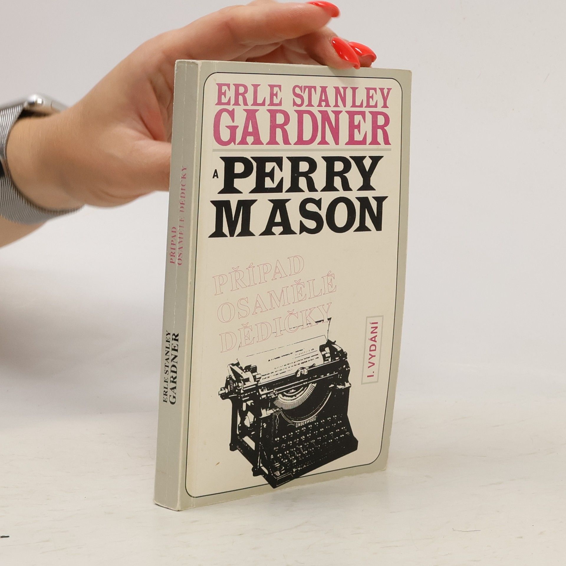 Erle Stanley Gardner Perry Mason. Případ osamělé dědičky