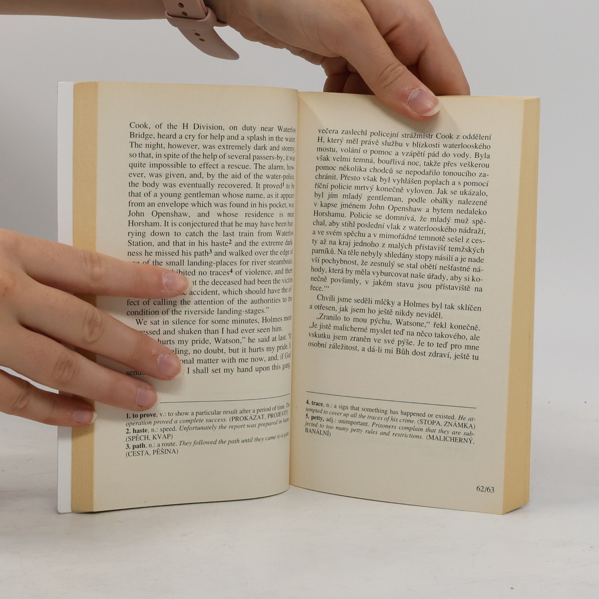 Arthur Conan Doyle The Cases of Sherlock Holmes. The Adventure of the Blue Carbuncle = Modrá karbunkule