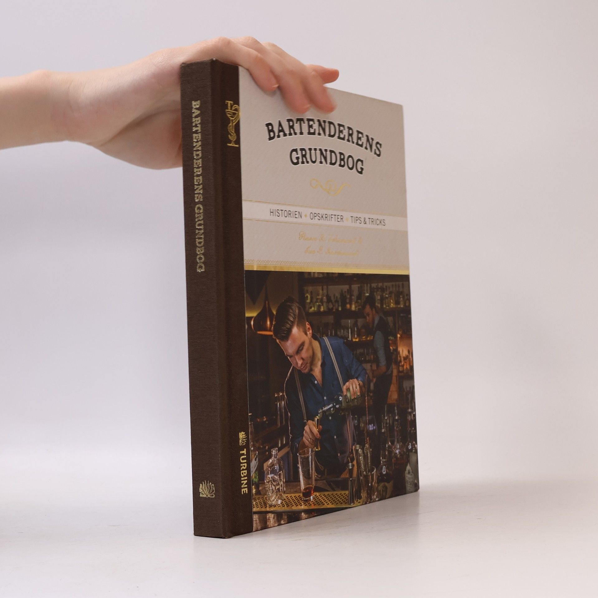 Jes S. Rasmussen Bartenderens grundbog