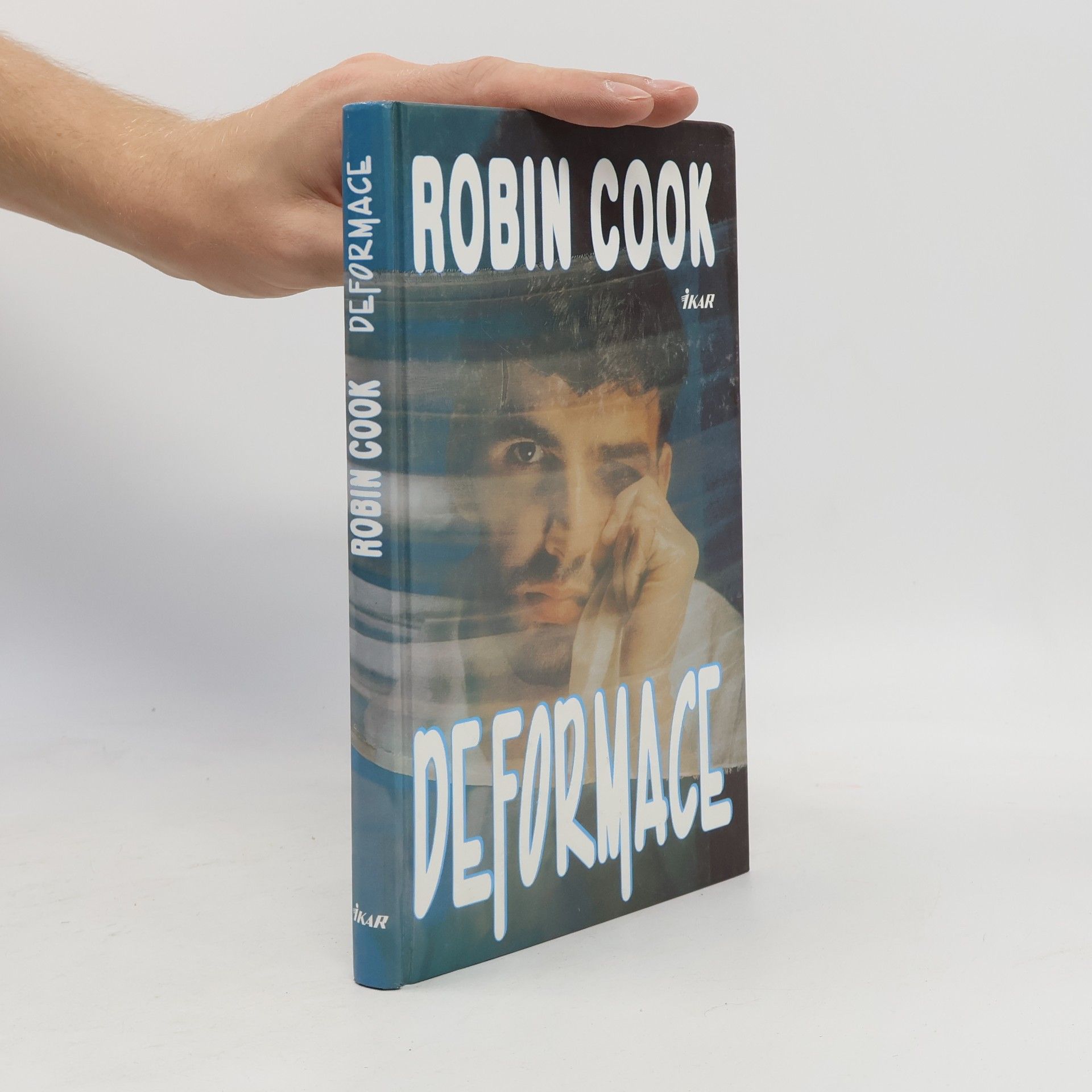 Robin Cook Deformace
