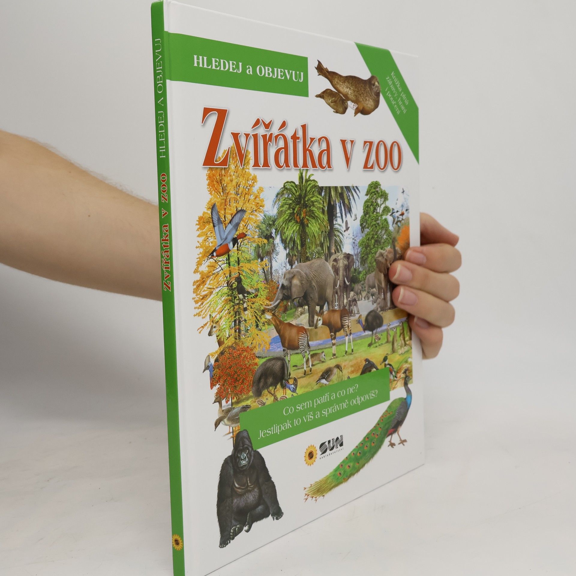 Kolektív autorov Zvířátka v ZOO - Hledej a Objevuj