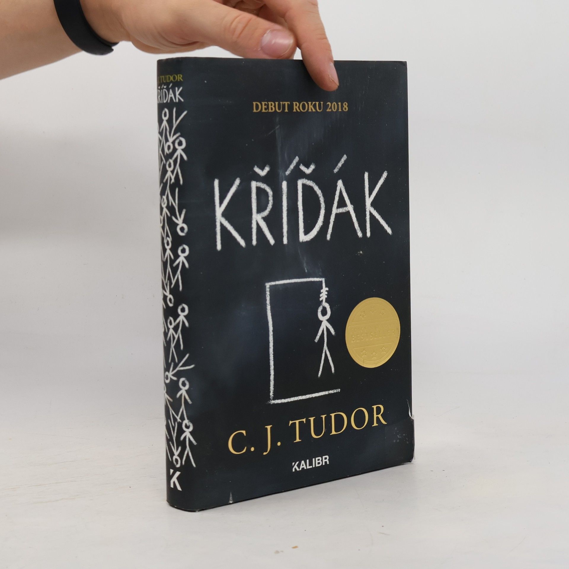 C. J. Tudor Kříďák