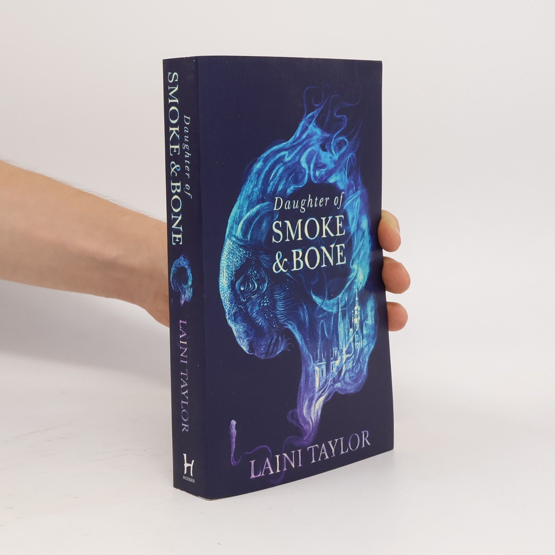 Laini Taylor Daughter of Smoke and Bone