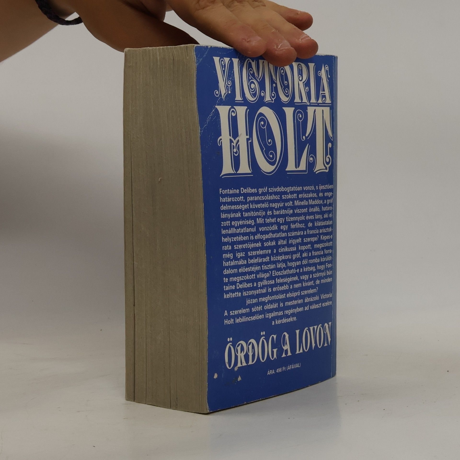 Victoria Holt Ördög a lovon