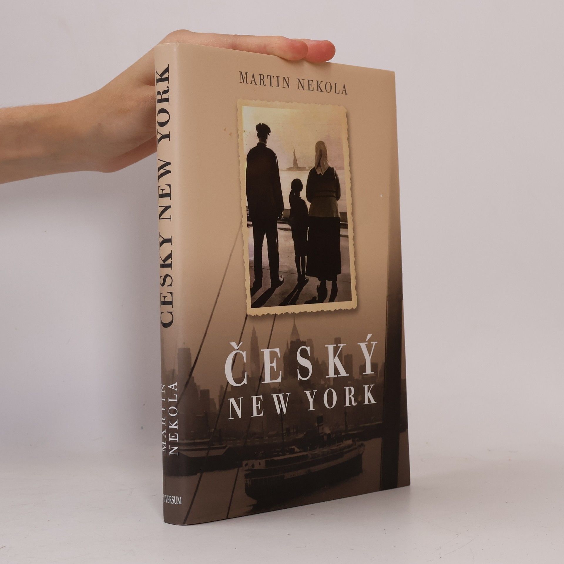 Martin Nekola Český New York