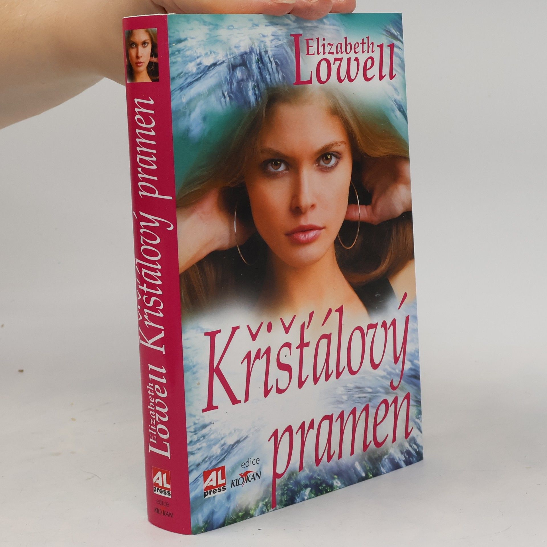 Ann Maxwell Křišťálový pramen