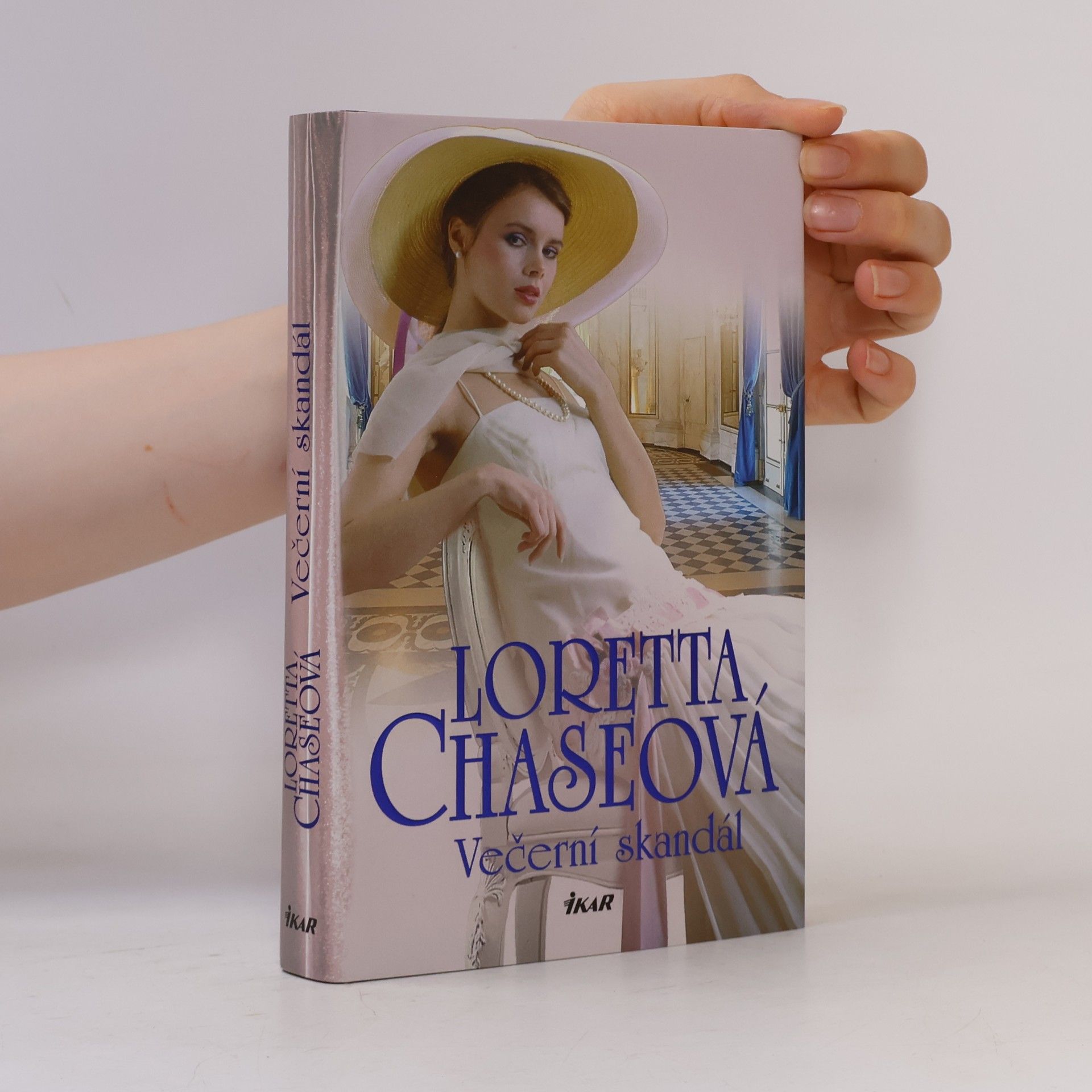 Loretta Chase Večerní skandál
