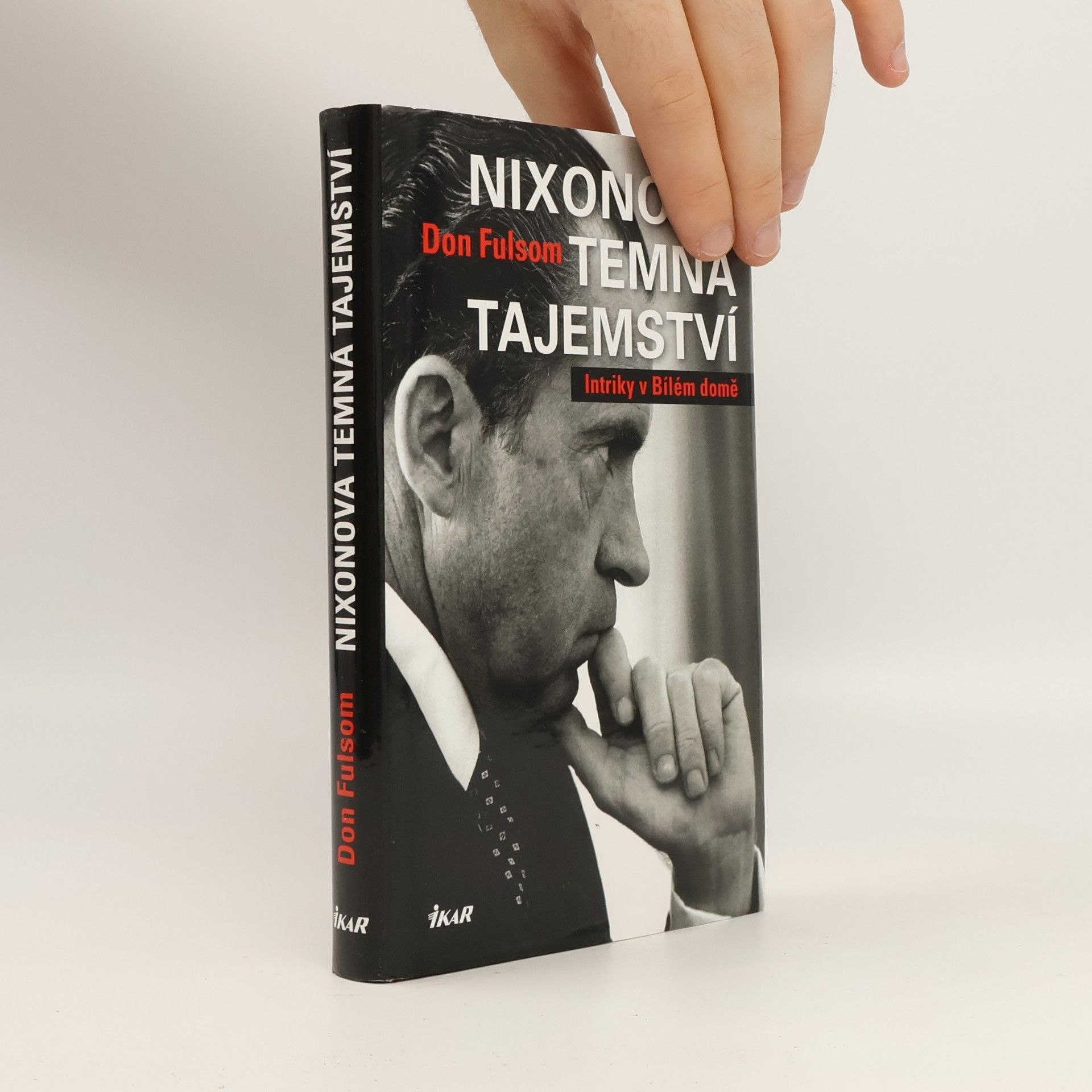 Donald Fulsom Nixonova temná tajemství