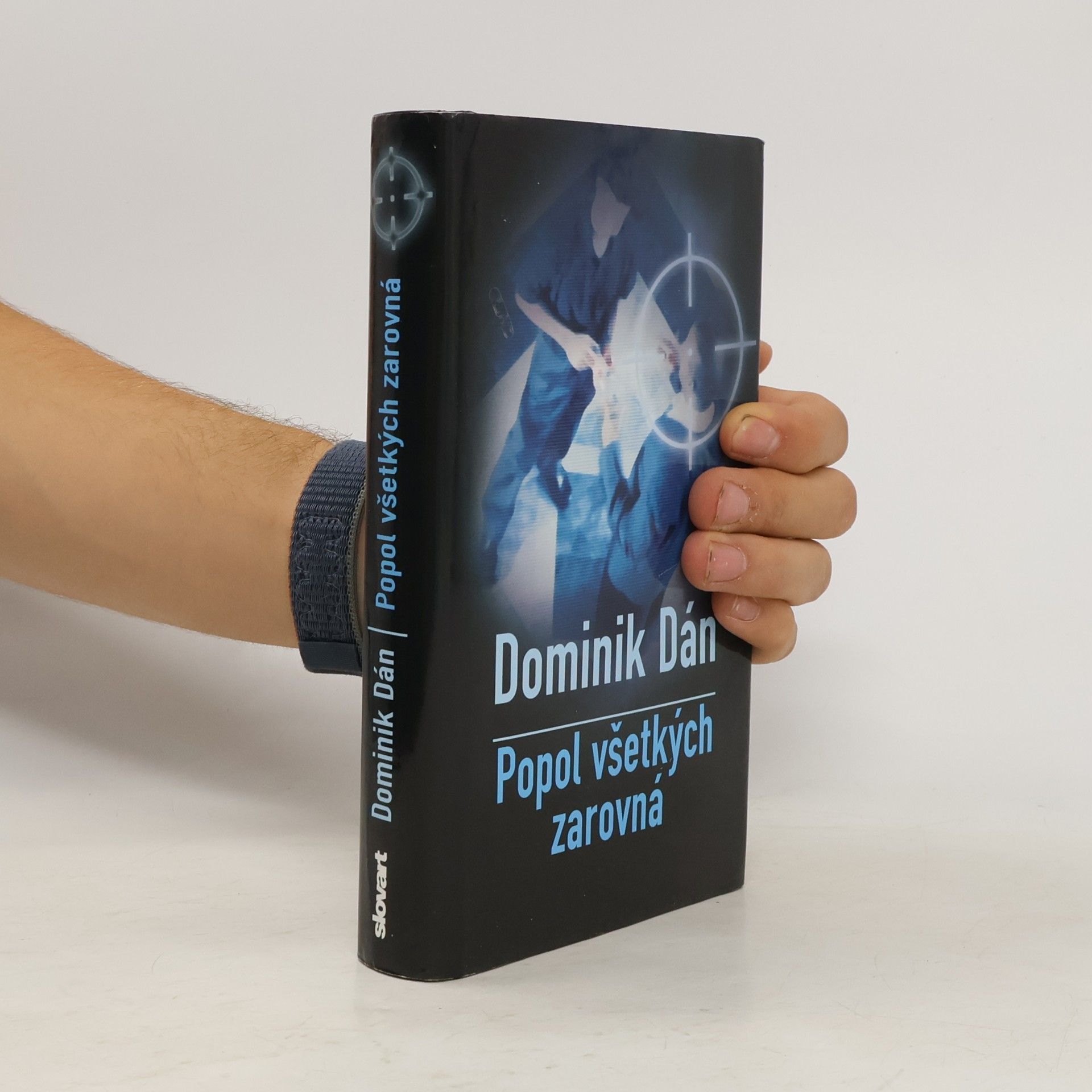 Dominik Dán Popol všetkých zarovná
