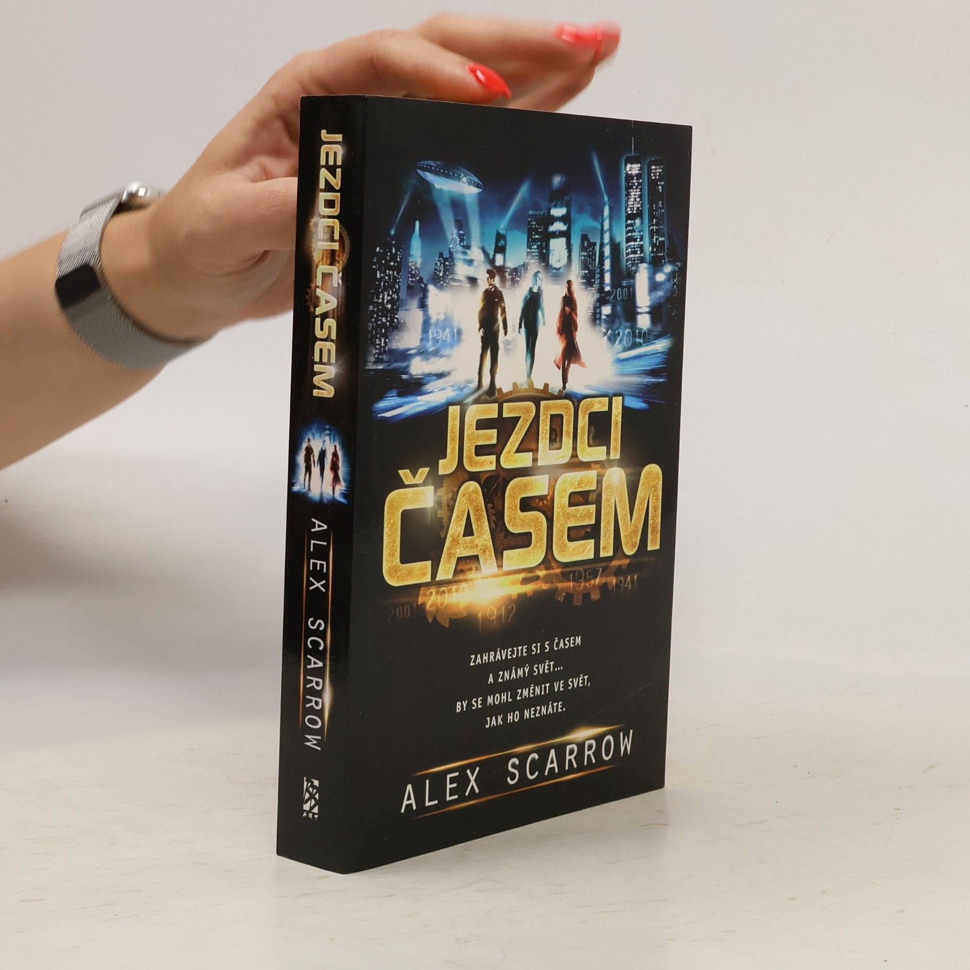 Alex Scarrow Jezdci časem