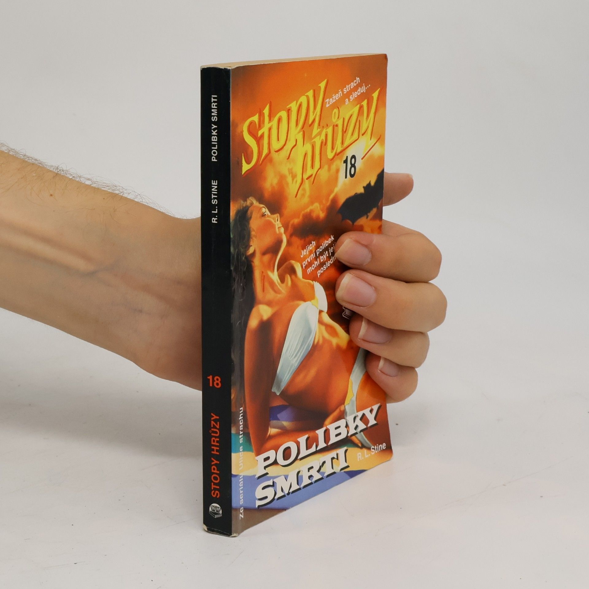 R. L. Stine Polibky smrti. Stopy hrůzy 18