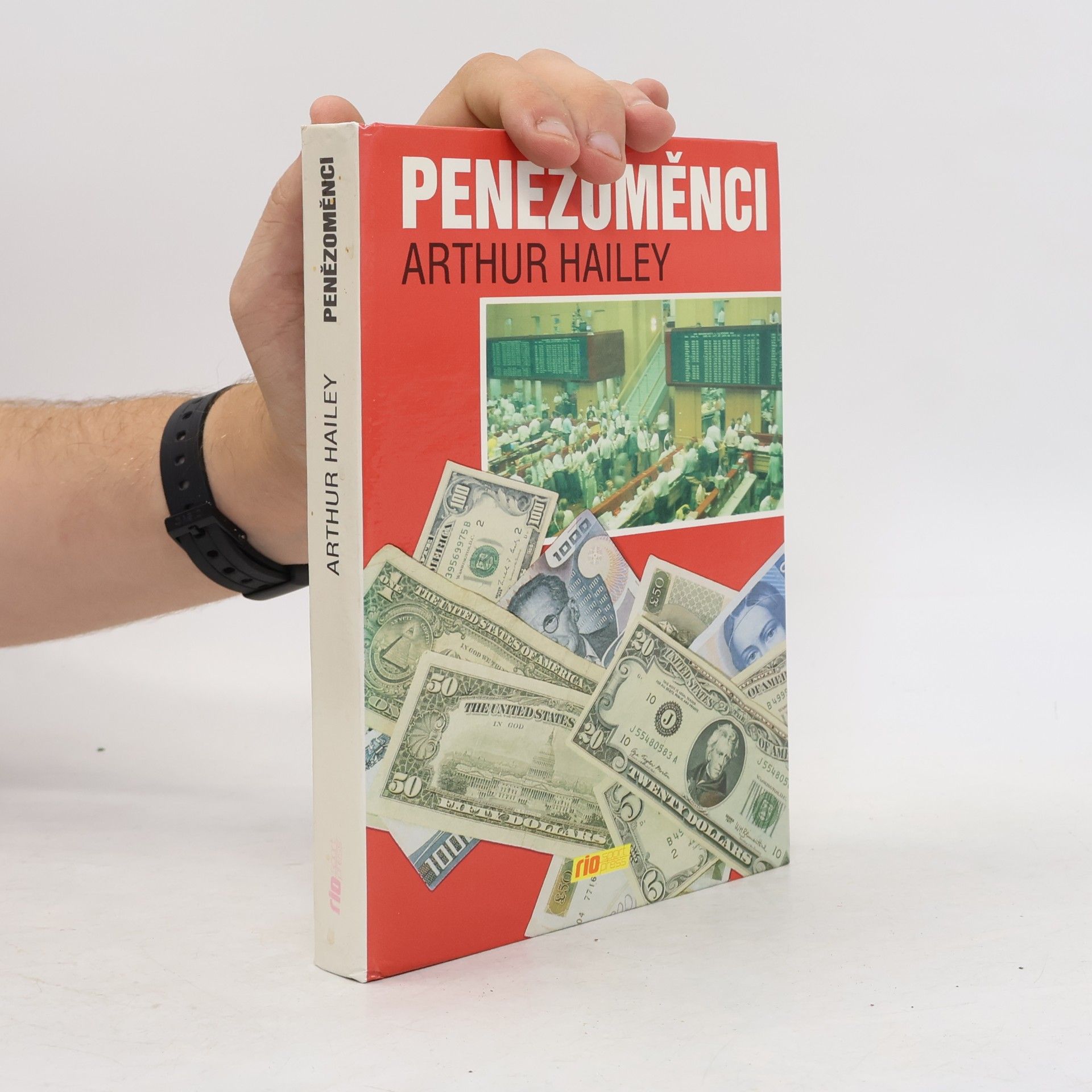 Arthur Hailey Penězoměnci