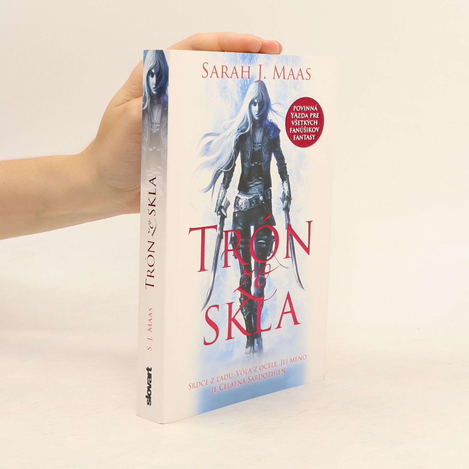 Sarah J. Maas Trón zo skla