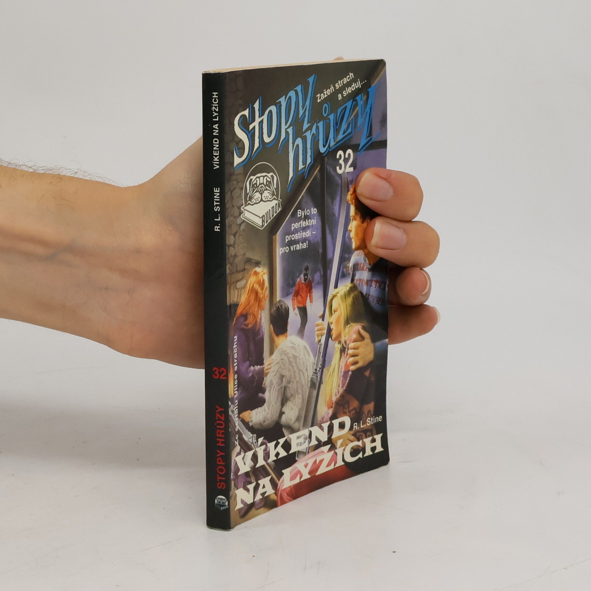 R. L. Stine Víkend na lyžích. Stopy hrůzy 32