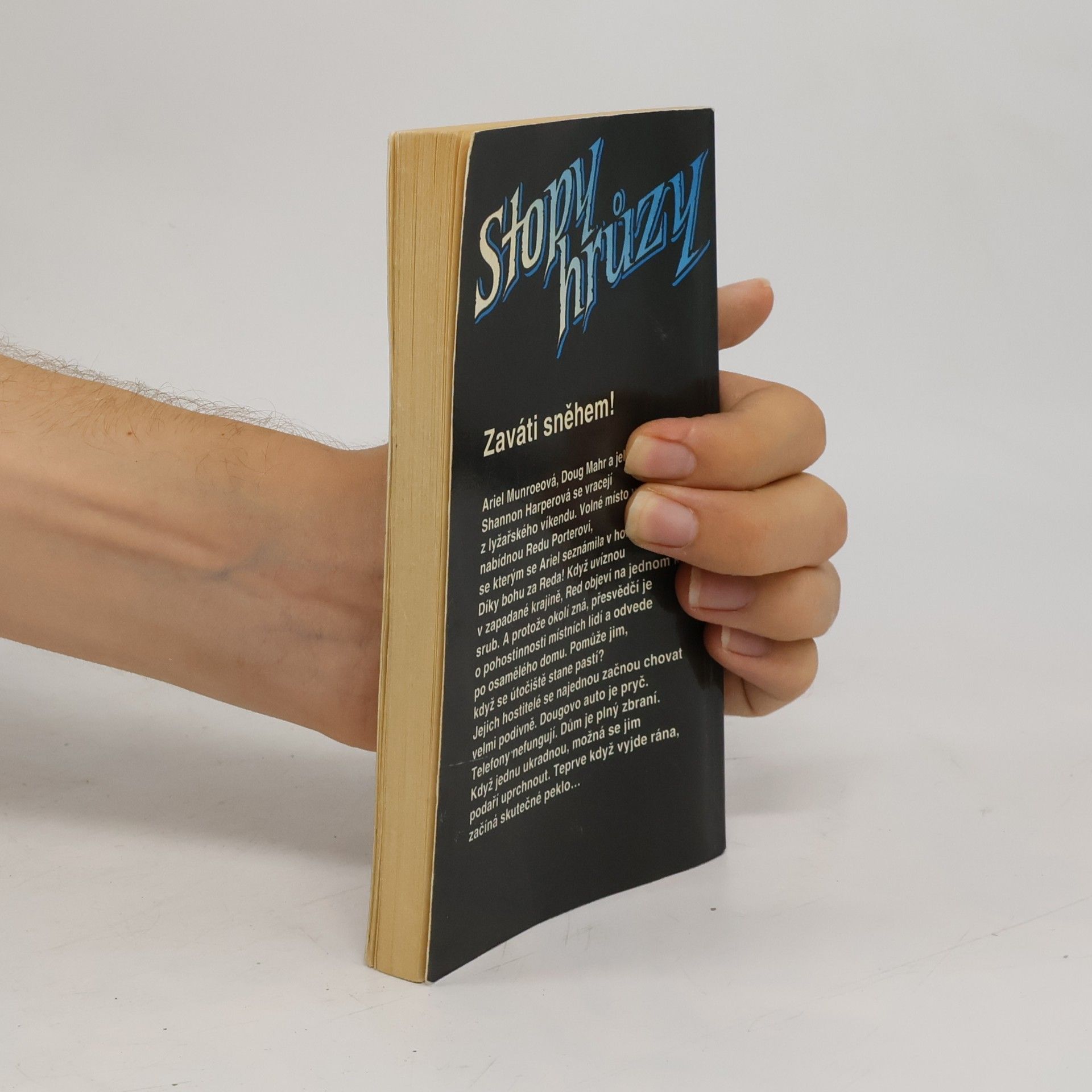 R. L. Stine Víkend na lyžích. Stopy hrůzy 32