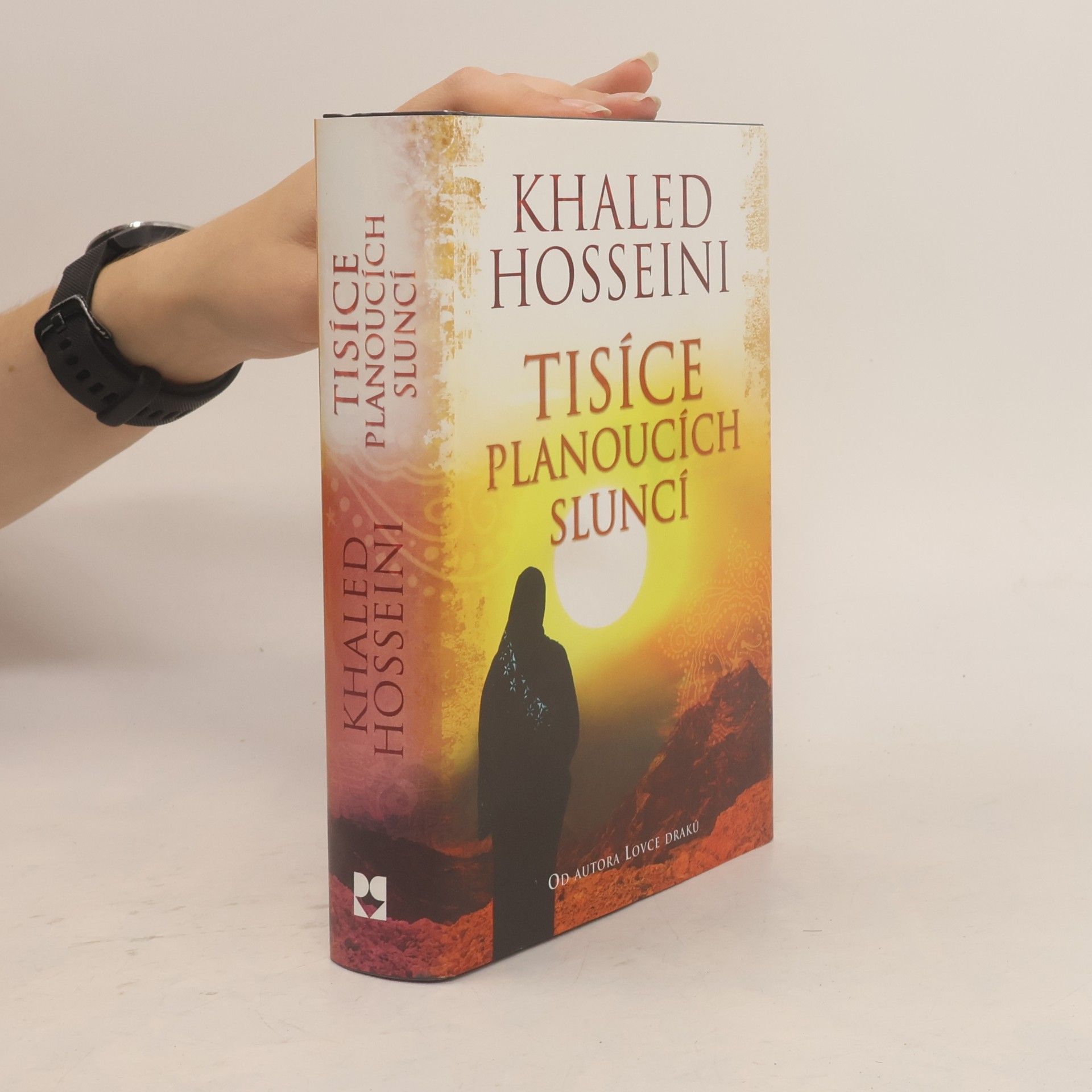 Khaled Hosseini Tisíce planoucích sluncí