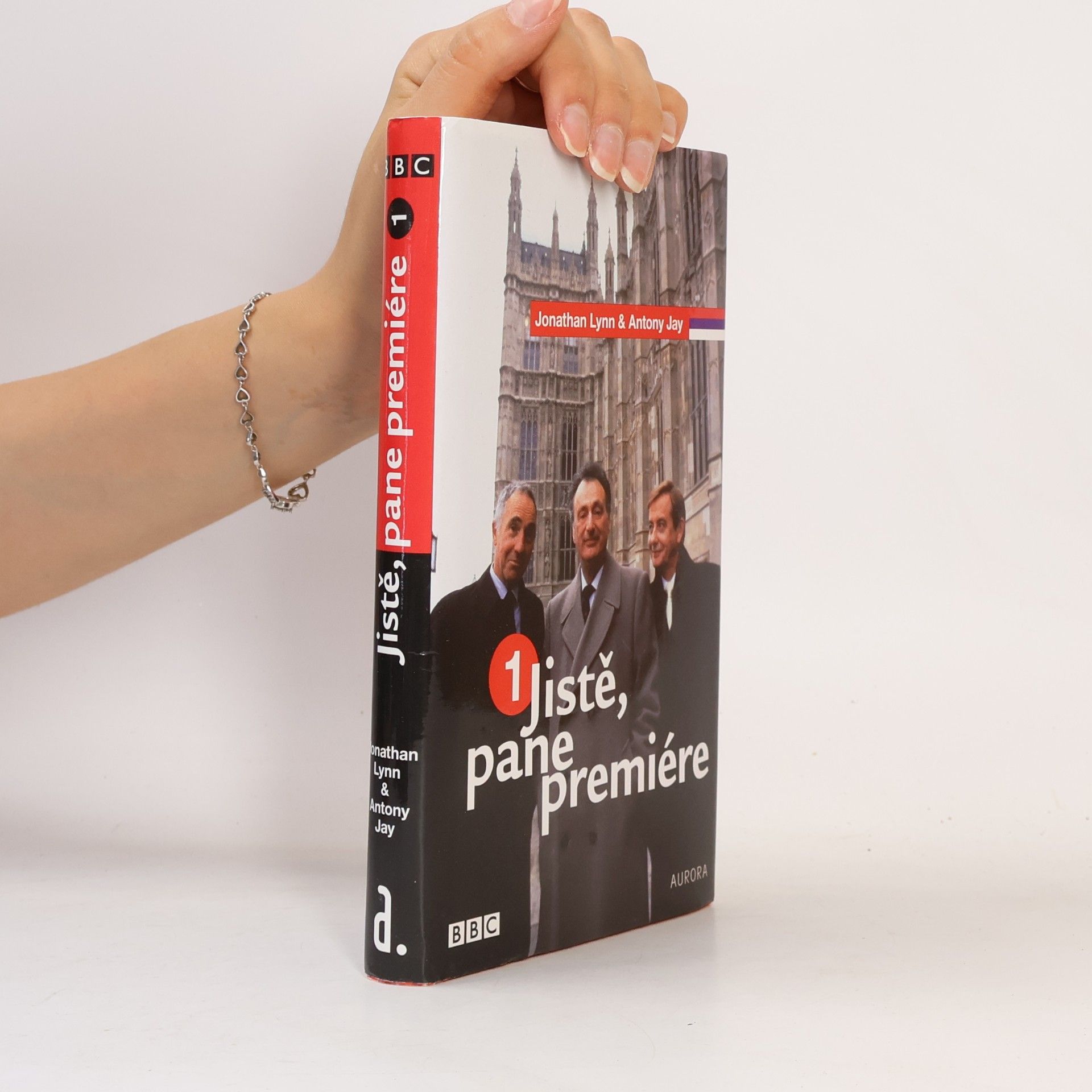 Jonathan Lynn Jistě, pane premiére. 1. část