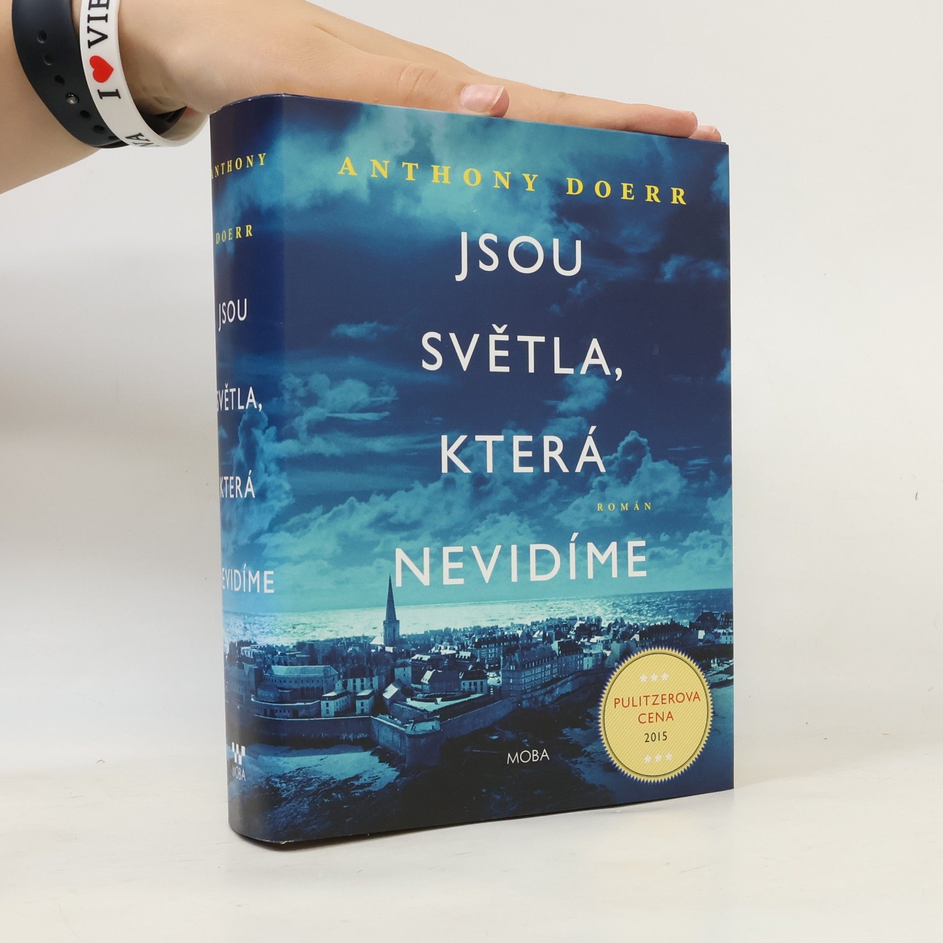 Anthony Doerr Jsou světla, která nevidíme