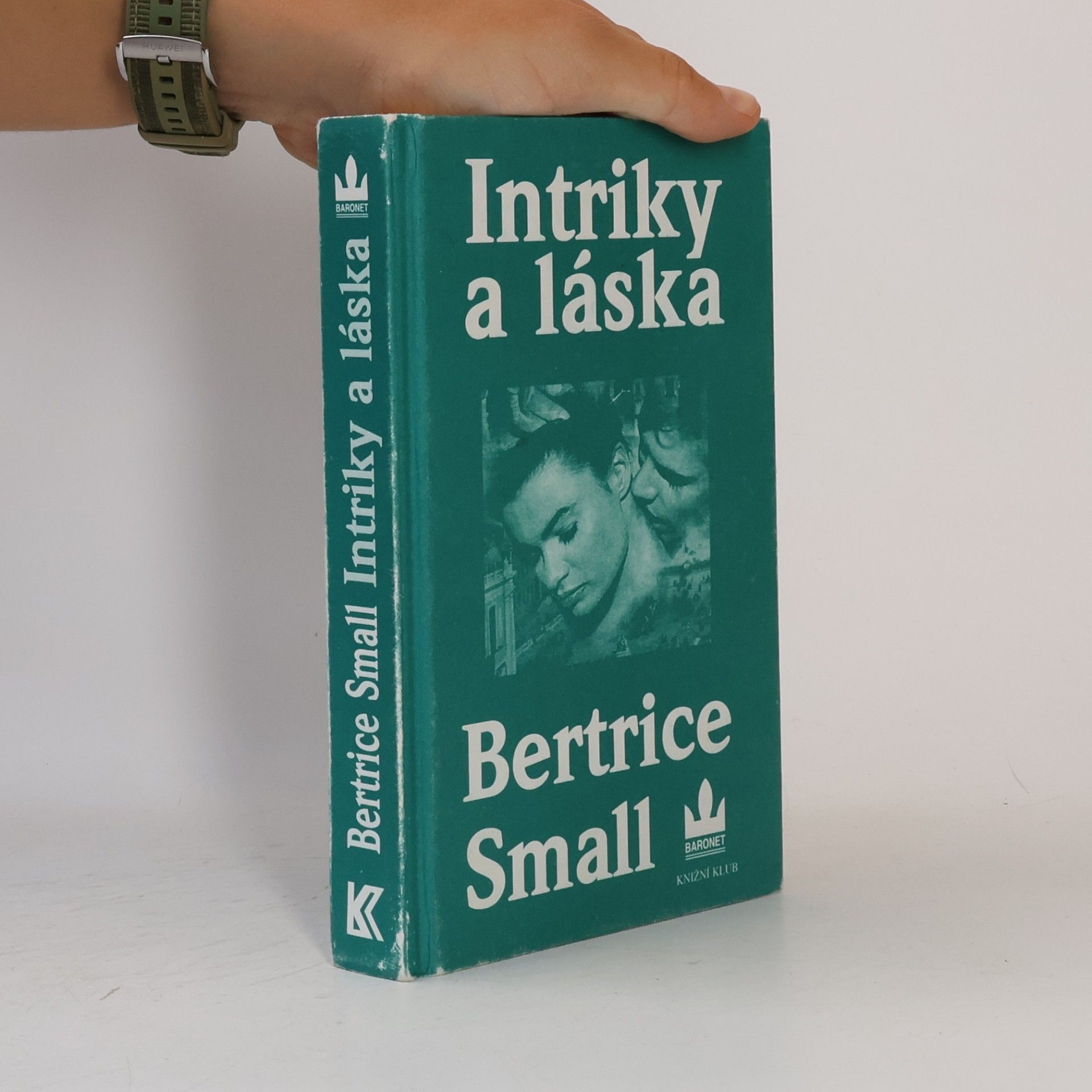 Bertrice Small Intriky a láska