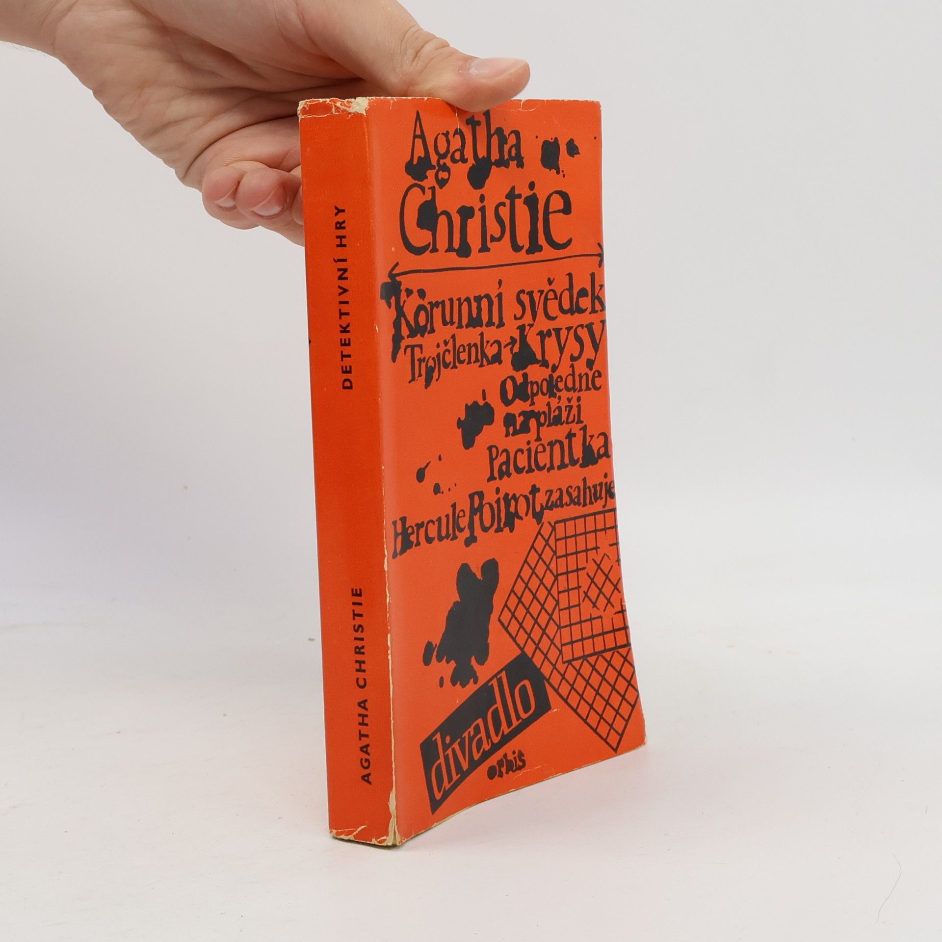 Agatha Christie Detektivní hry. Hercule Poirot zasahuje, Korunní svědek, Trojčlenka.