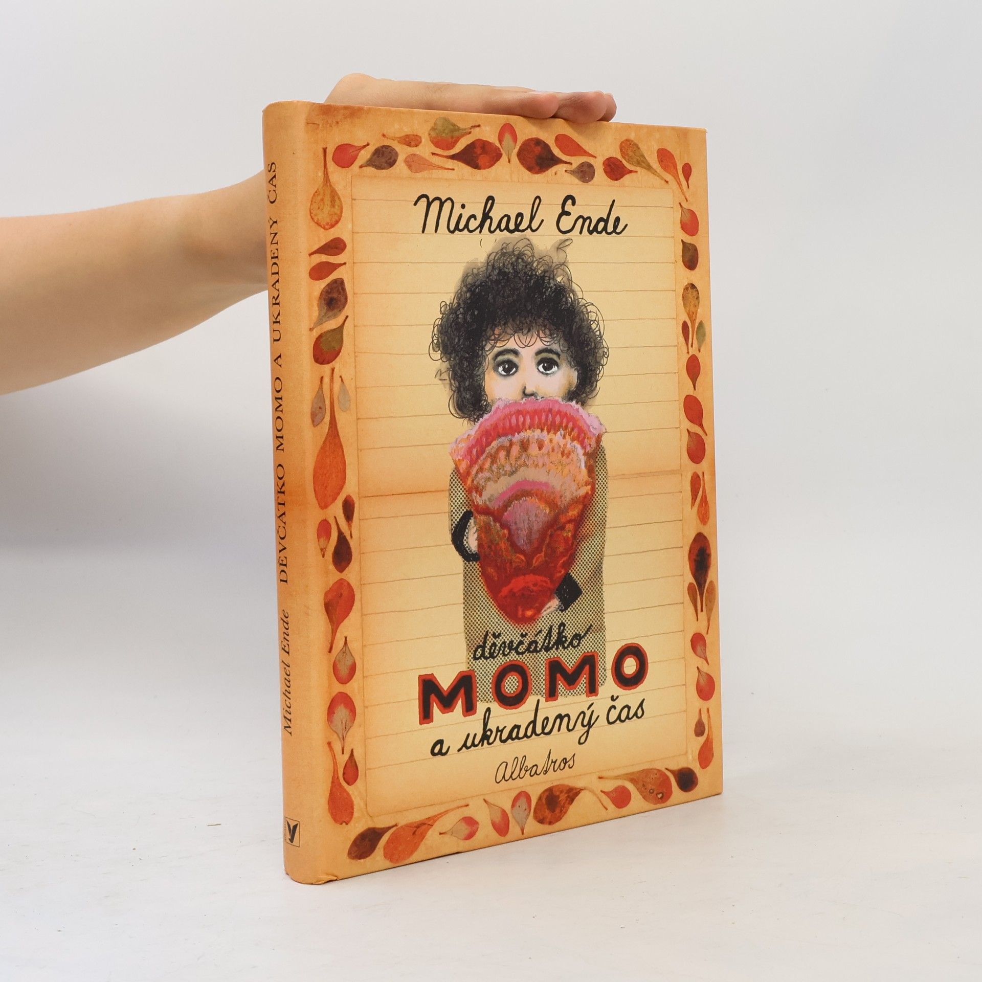 Michael Ende Děvčátko Momo a ukradený čas