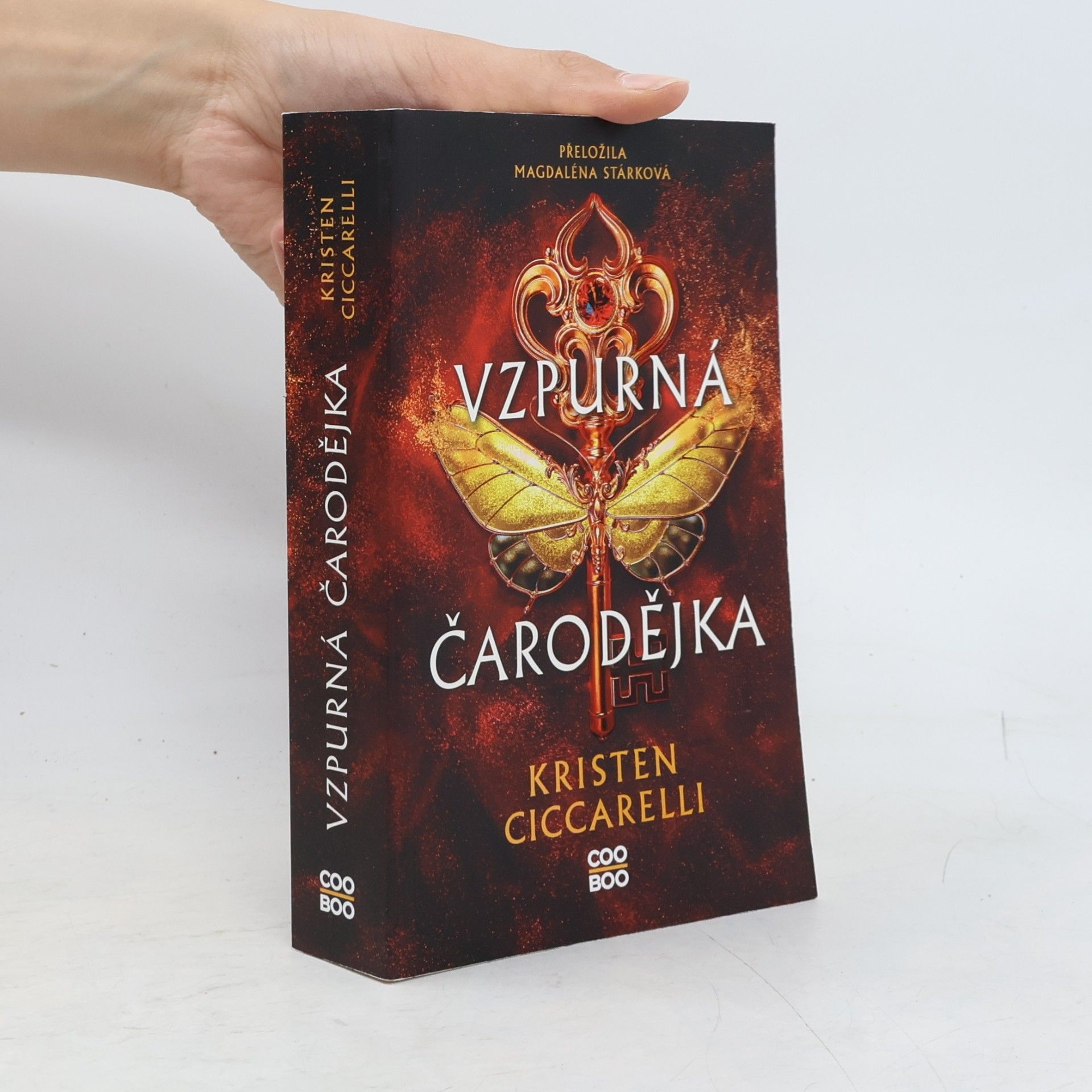 Kristen Ciccarelli Vzpurná čarodějka