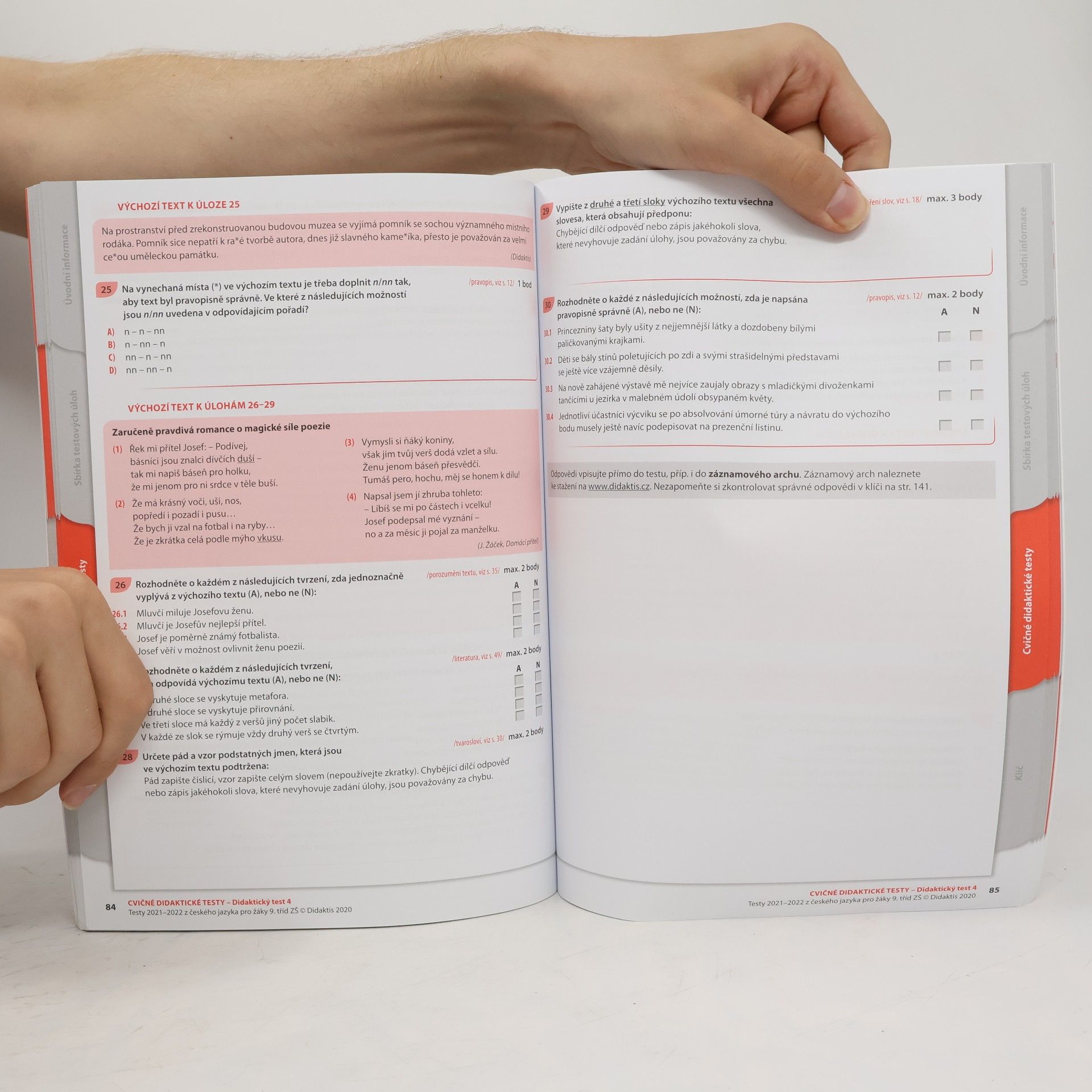 Autorenkollektiv Testy z českého jazyka pro žáky 9. tříd ZŠ 2021/2022