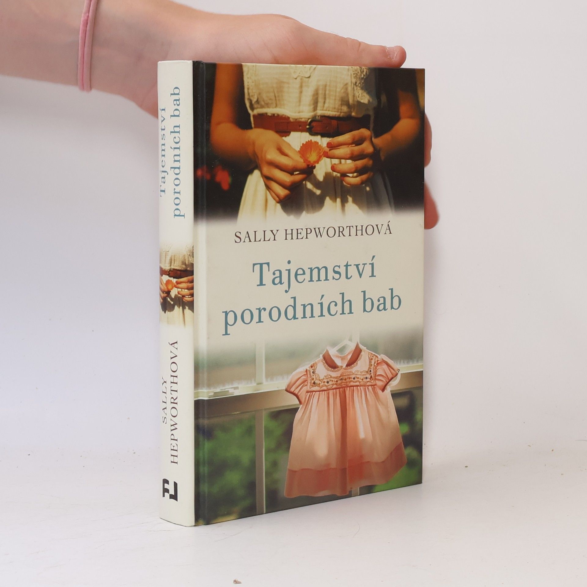 Sally Hepworth Tajemství porodních bab