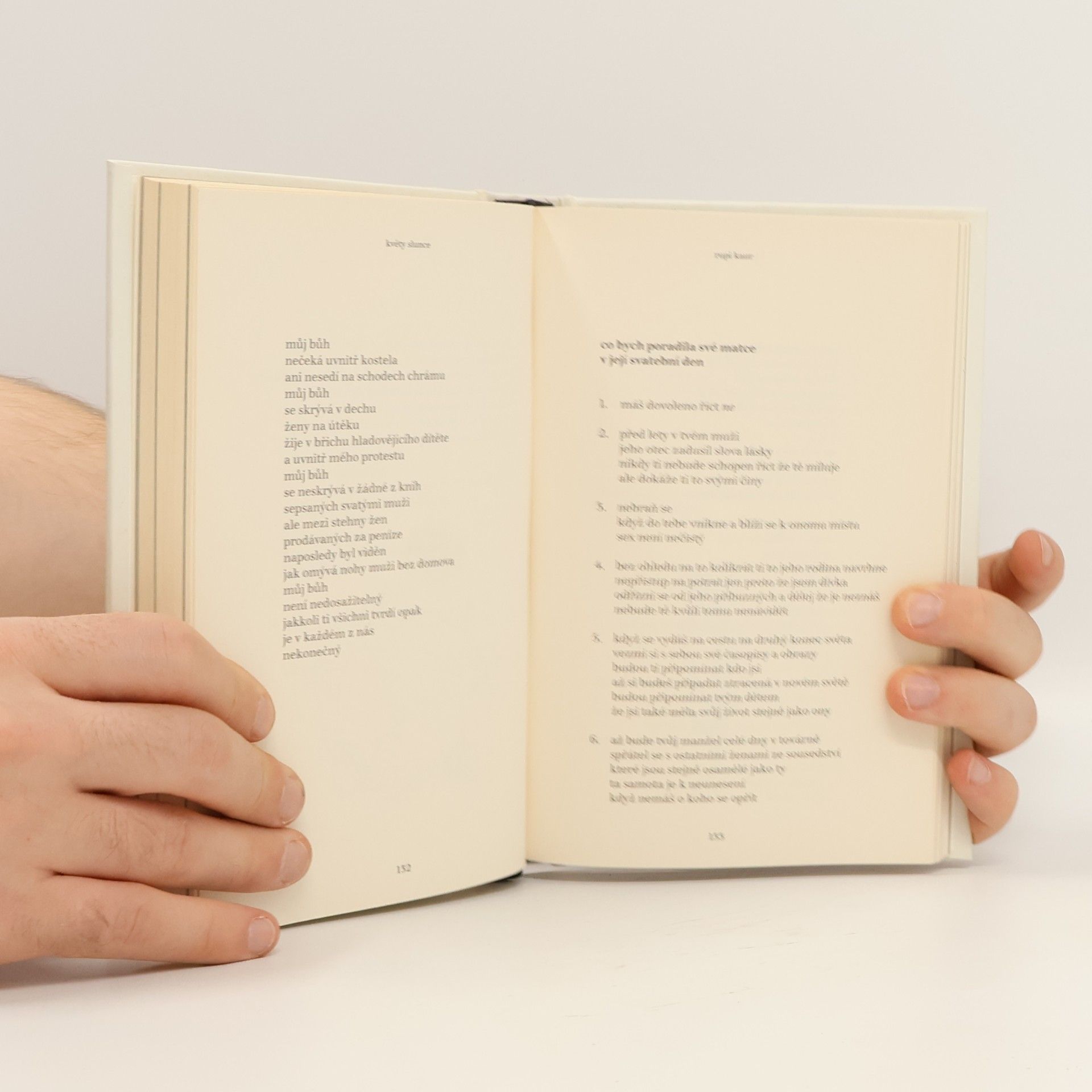 Rupi Kaur Květy slunce