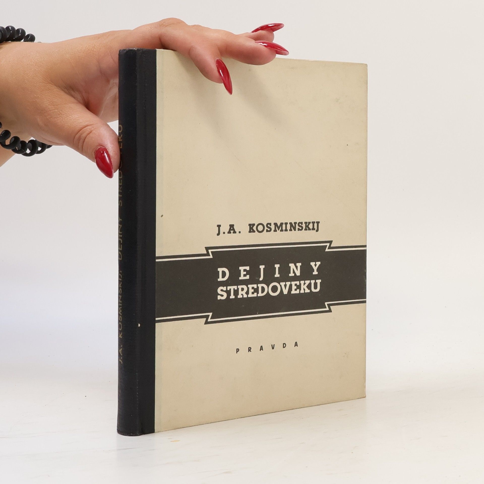 E. A. Kosminskij  Dějiny stredoveku